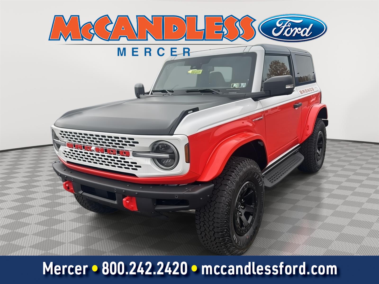 Oxford White 2025 Ford Bronco SUV / Crossover Four-Wheel Drive Automatic
