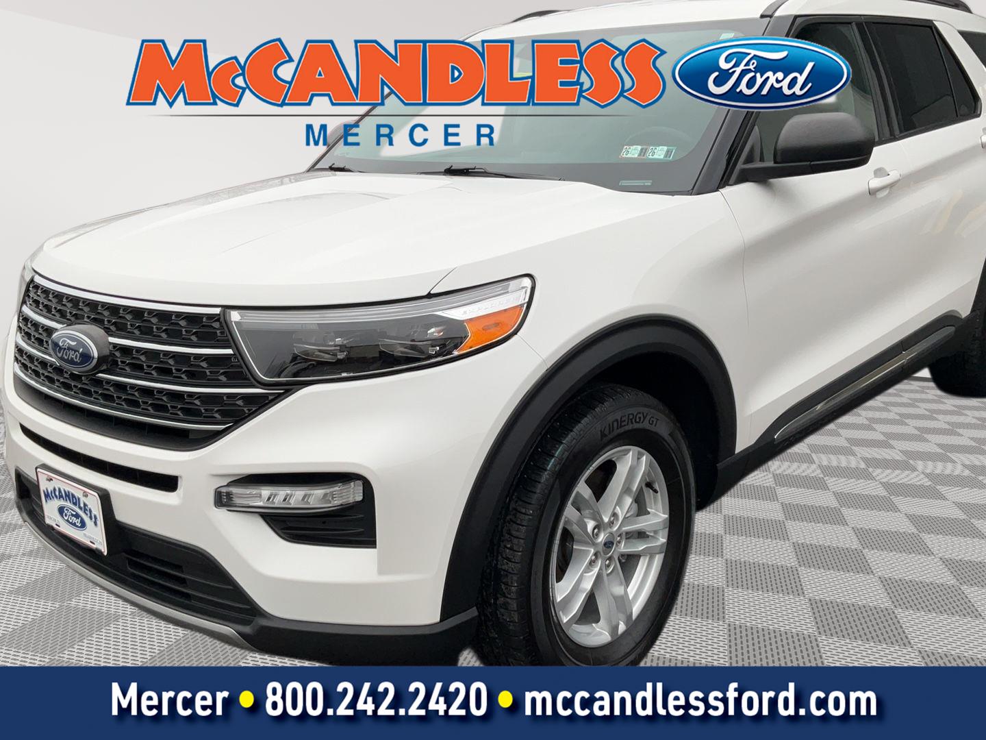 Star White Metallic Tri-Coat 2022 Ford Explorer XLT AWD SUV / Crossover All-Wheel Drive Automatic