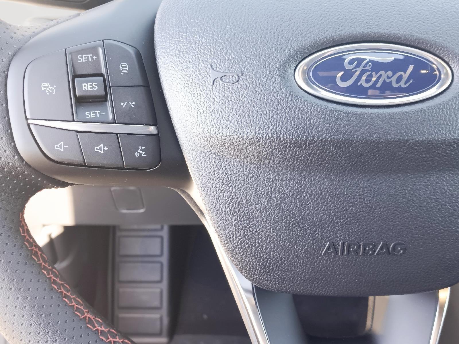 New 2025 Ford Escape ST-Line Select SUV for sale in Lincoln NE