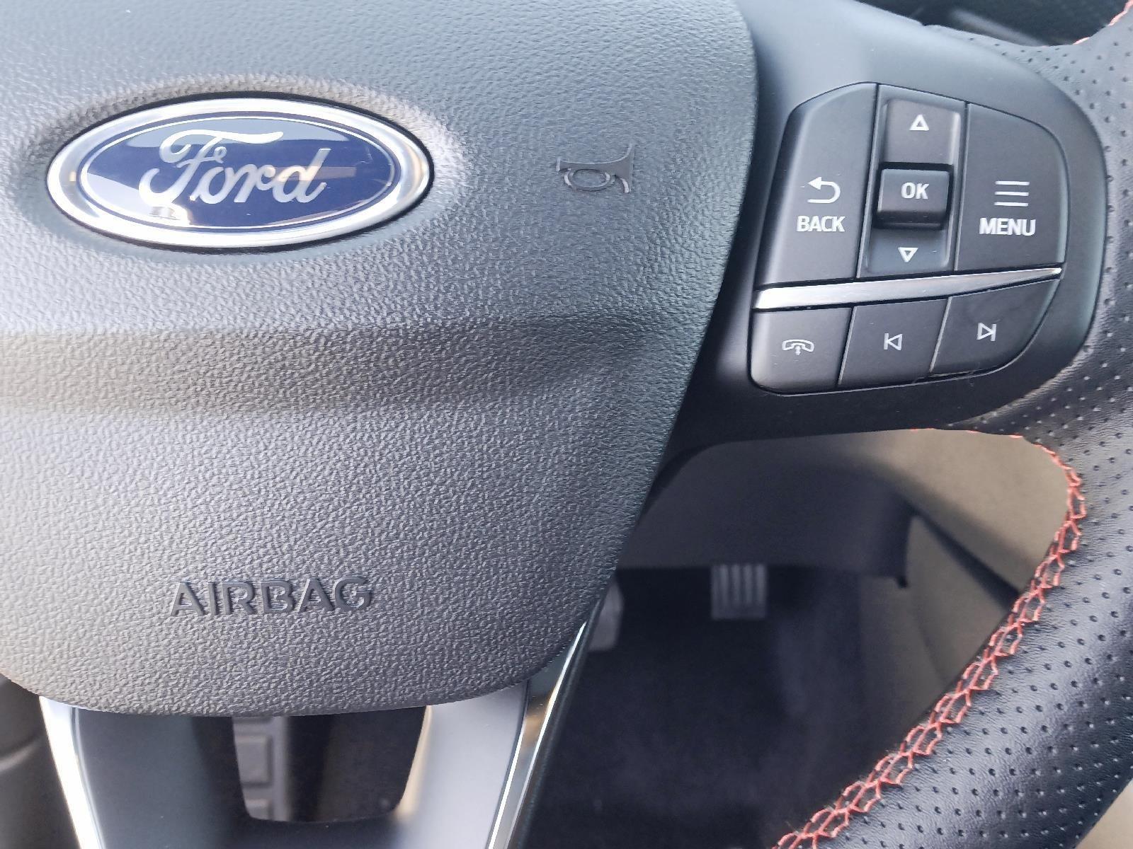 New 2025 Ford Escape ST-Line Select SUV for sale in Lincoln NE