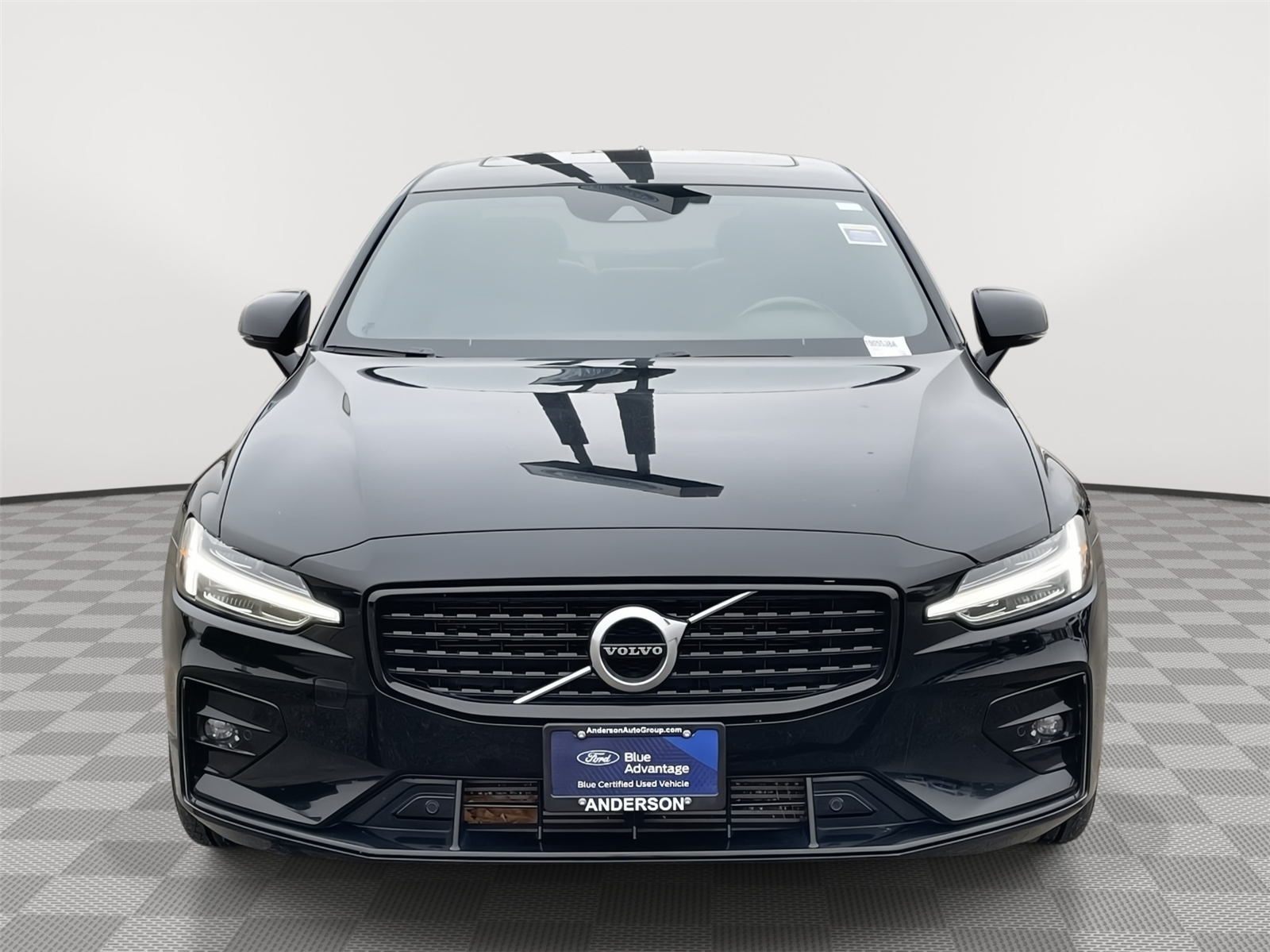 Used 2021 Volvo S60 R-Design Sedan for sale in Lincoln NE