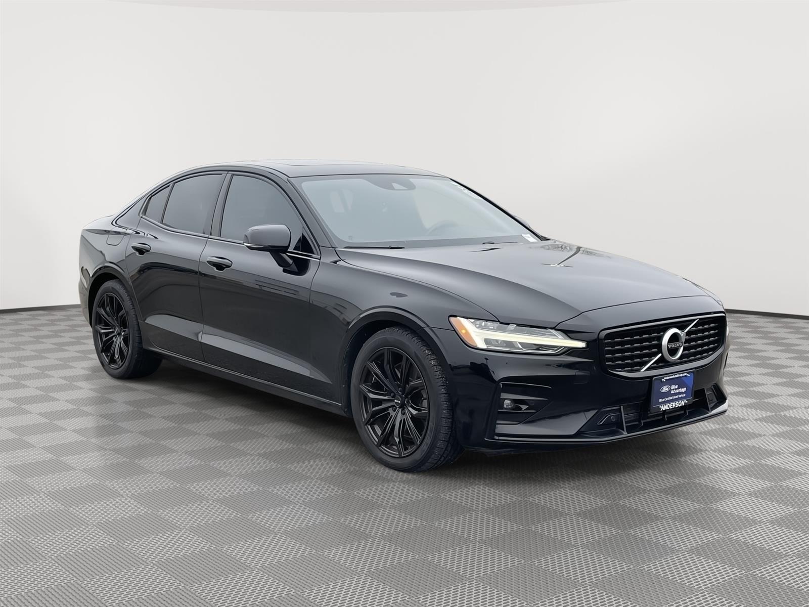 Used 2021 Volvo S60 R-Design Sedan for sale in Lincoln NE