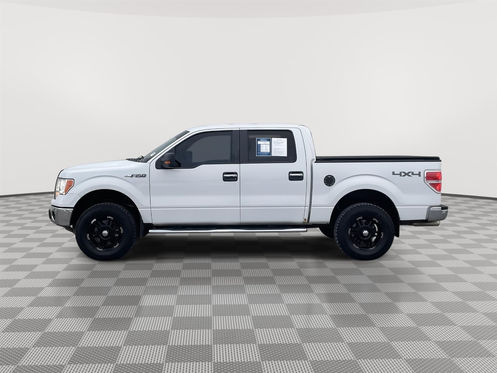 Used 2013 Ford F-150 XLT Crew Cab Truck for sale in Lincoln NE