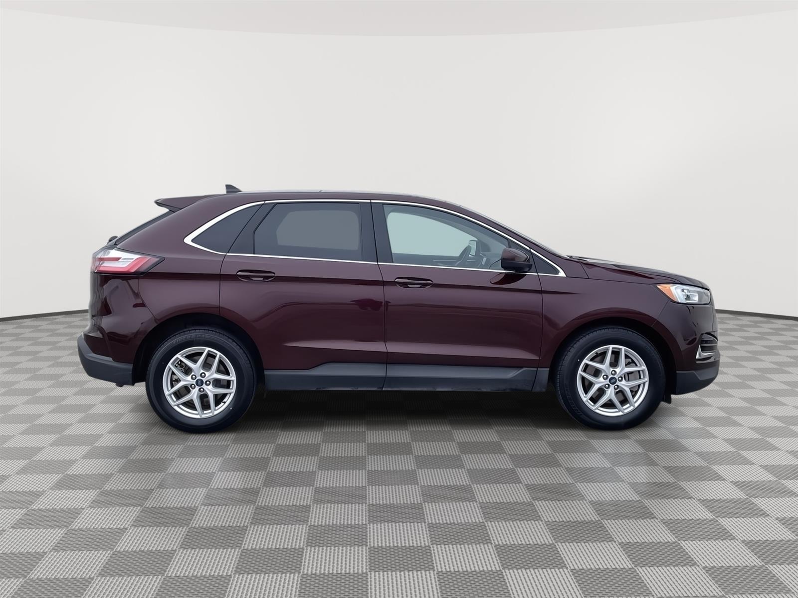 Used 2021 Ford Edge SEL SUV for sale in Lincoln NE