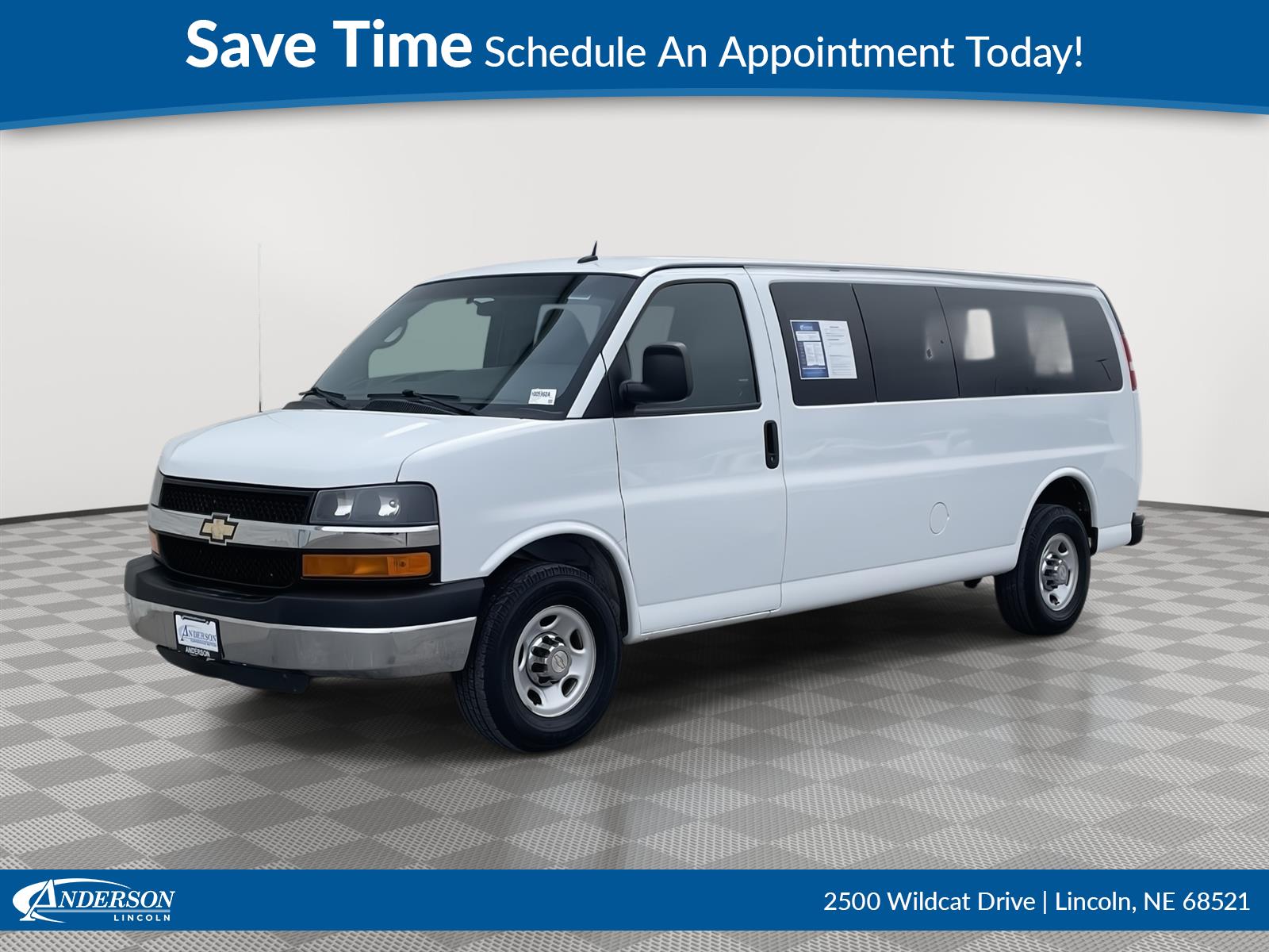 Used 2015 Chevrolet Express Passenger LT Minivans for sale in Lincoln NE