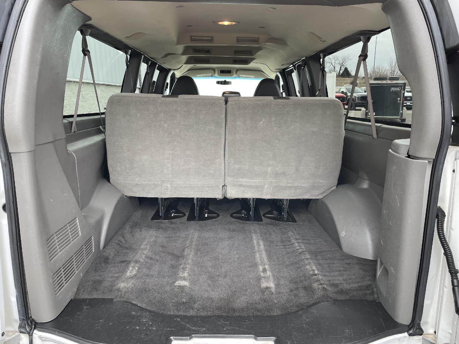 Used 2015 Chevrolet Express Passenger LT Minivans for sale in Lincoln NE