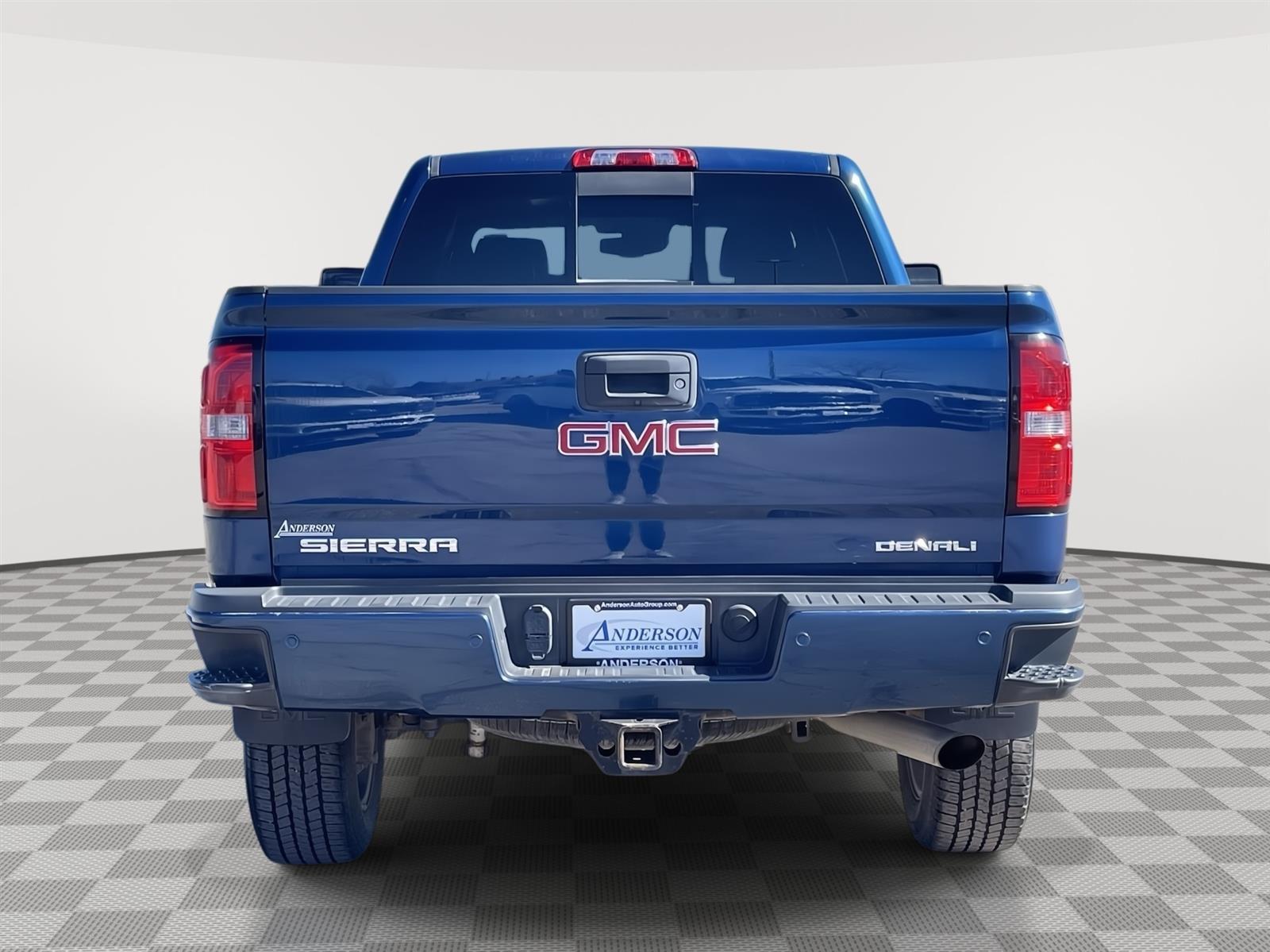 Used 2015 GMC Sierra 2500HD Available WiFi Denali Crew Cab Truck for sale in Lincoln NE