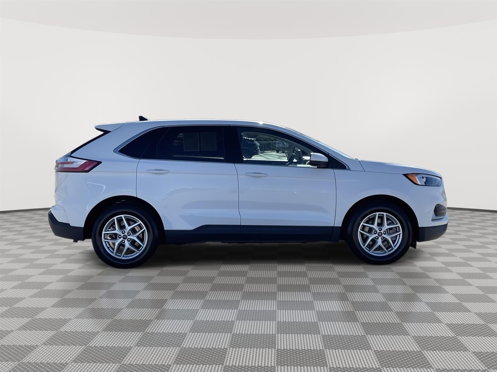 Used 2023 Ford Edge SEL SUV for sale in Lincoln NE