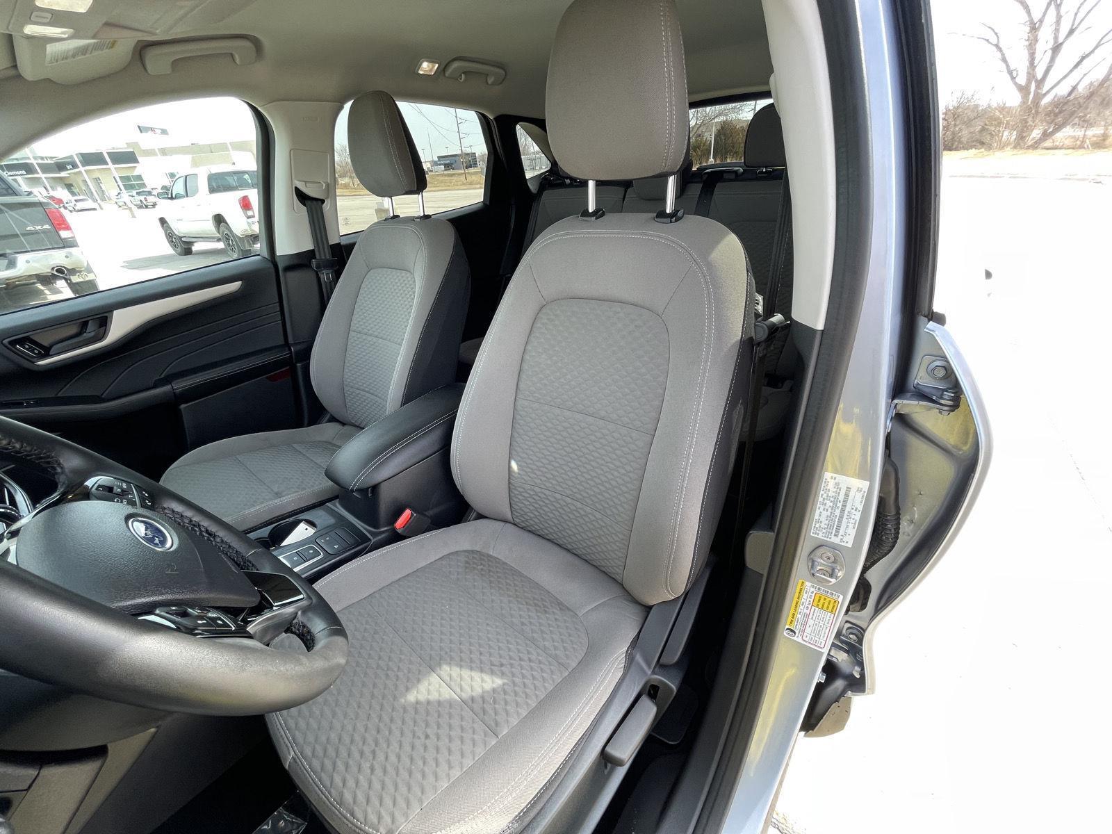 Used 2022 Ford Escape SE SUV for sale in Lincoln NE