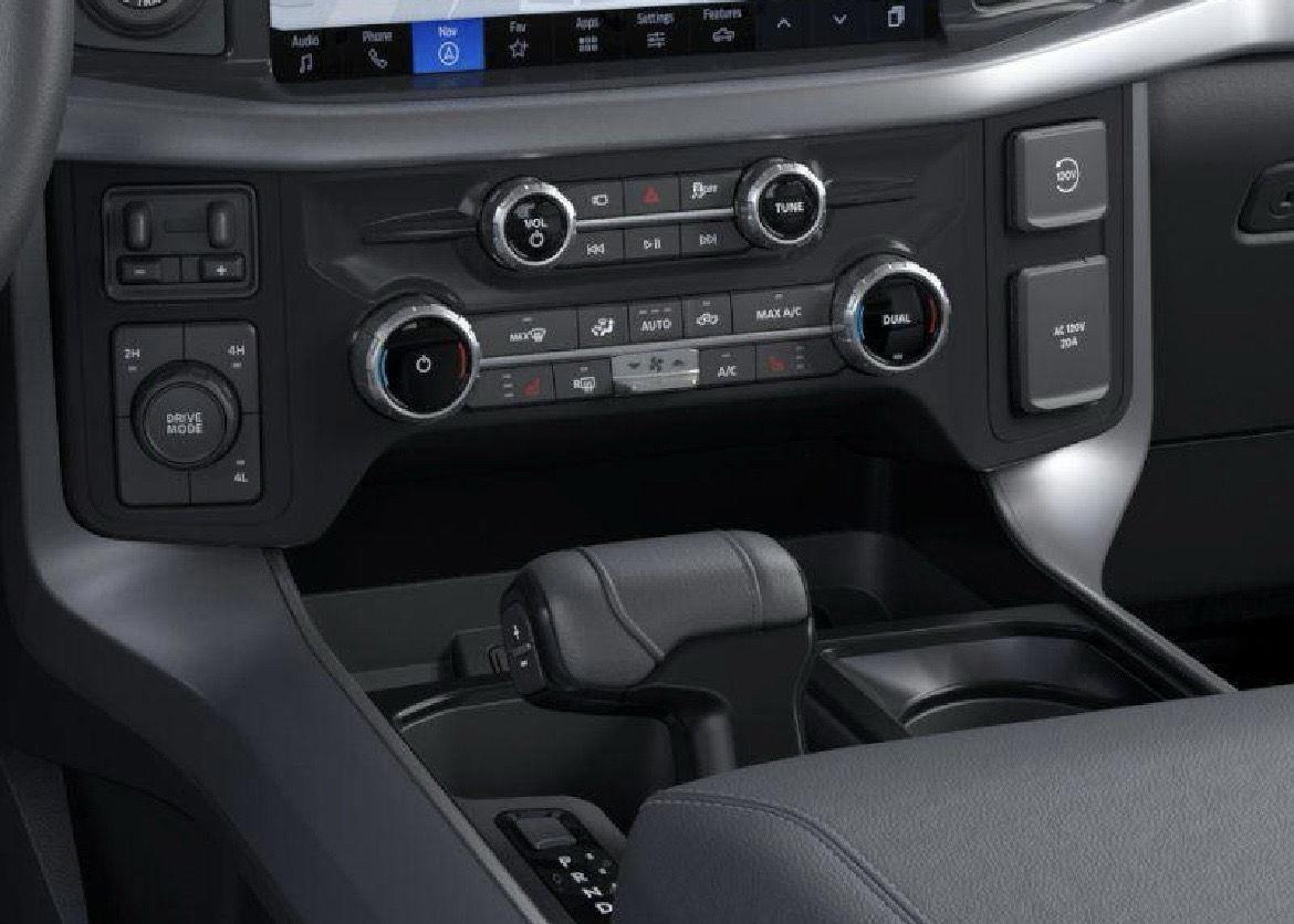 New 2025 Ford F-150 XLT Crew Cab Truck for sale in Lincoln NE