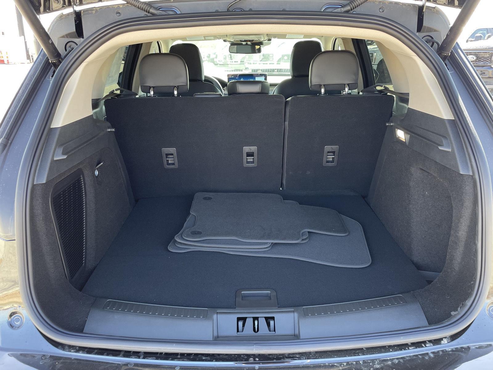 New 2025 Lincoln Corsair Premiere SUV for sale in Lincoln NE