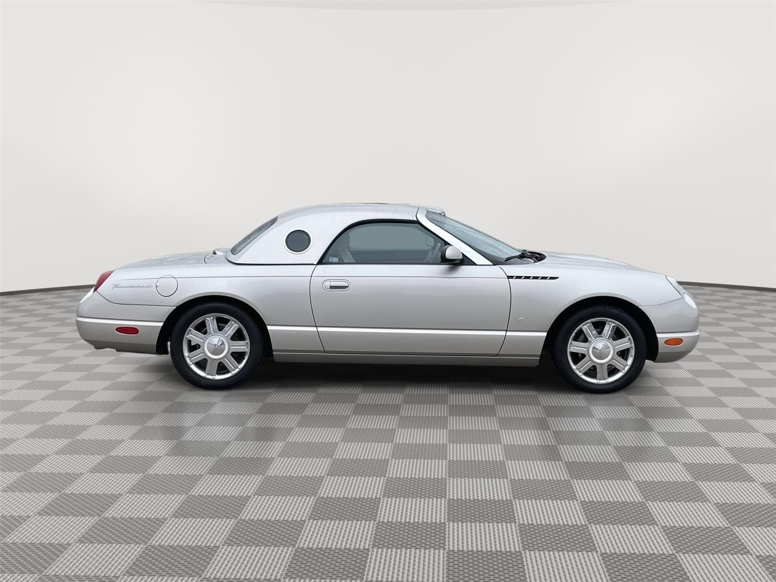 Used 2004 Ford Thunderbird for sale in Lincoln NE