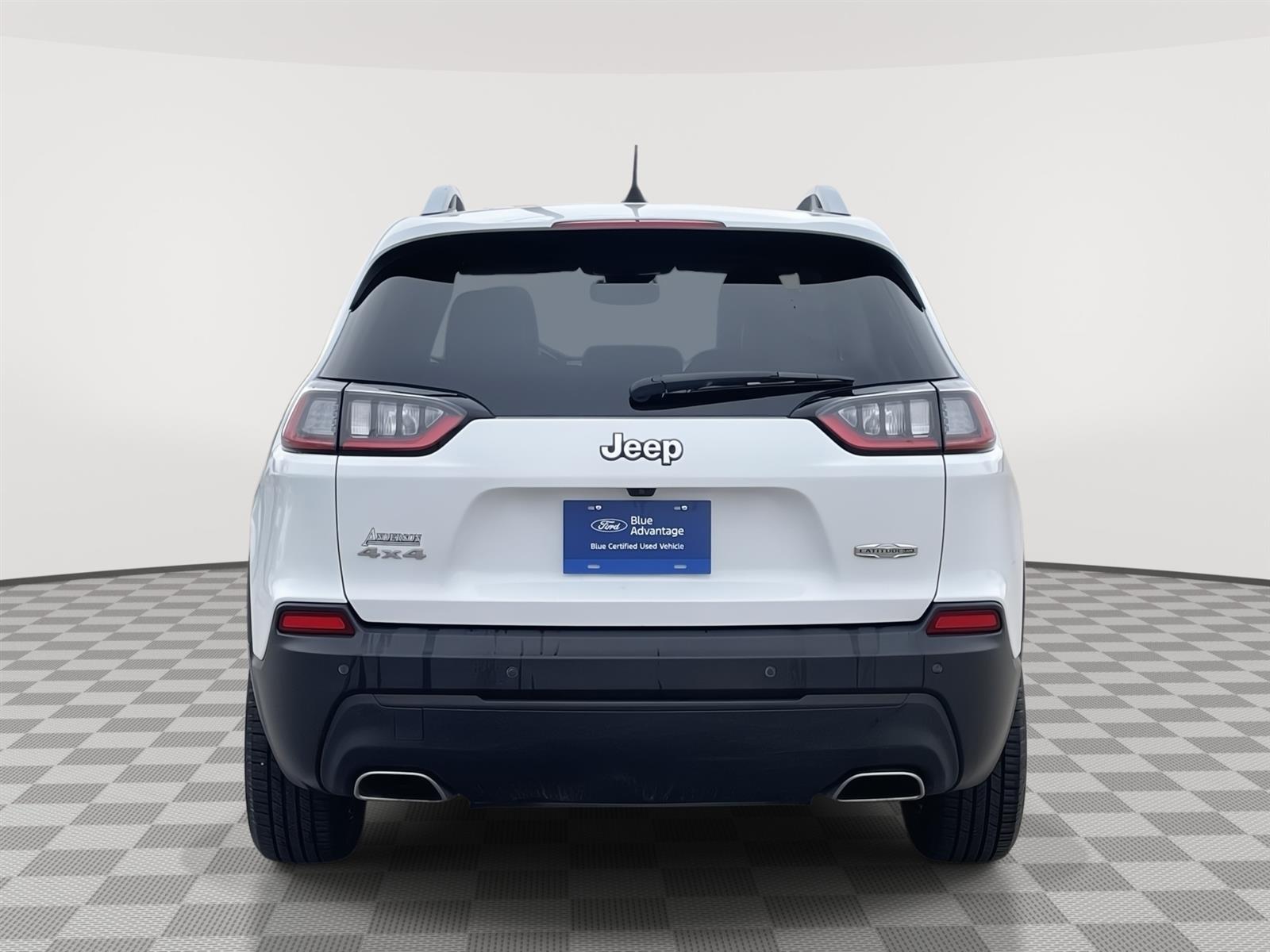 Used 2021 Jeep Cherokee Latitude Lux SUV for sale in Lincoln NE