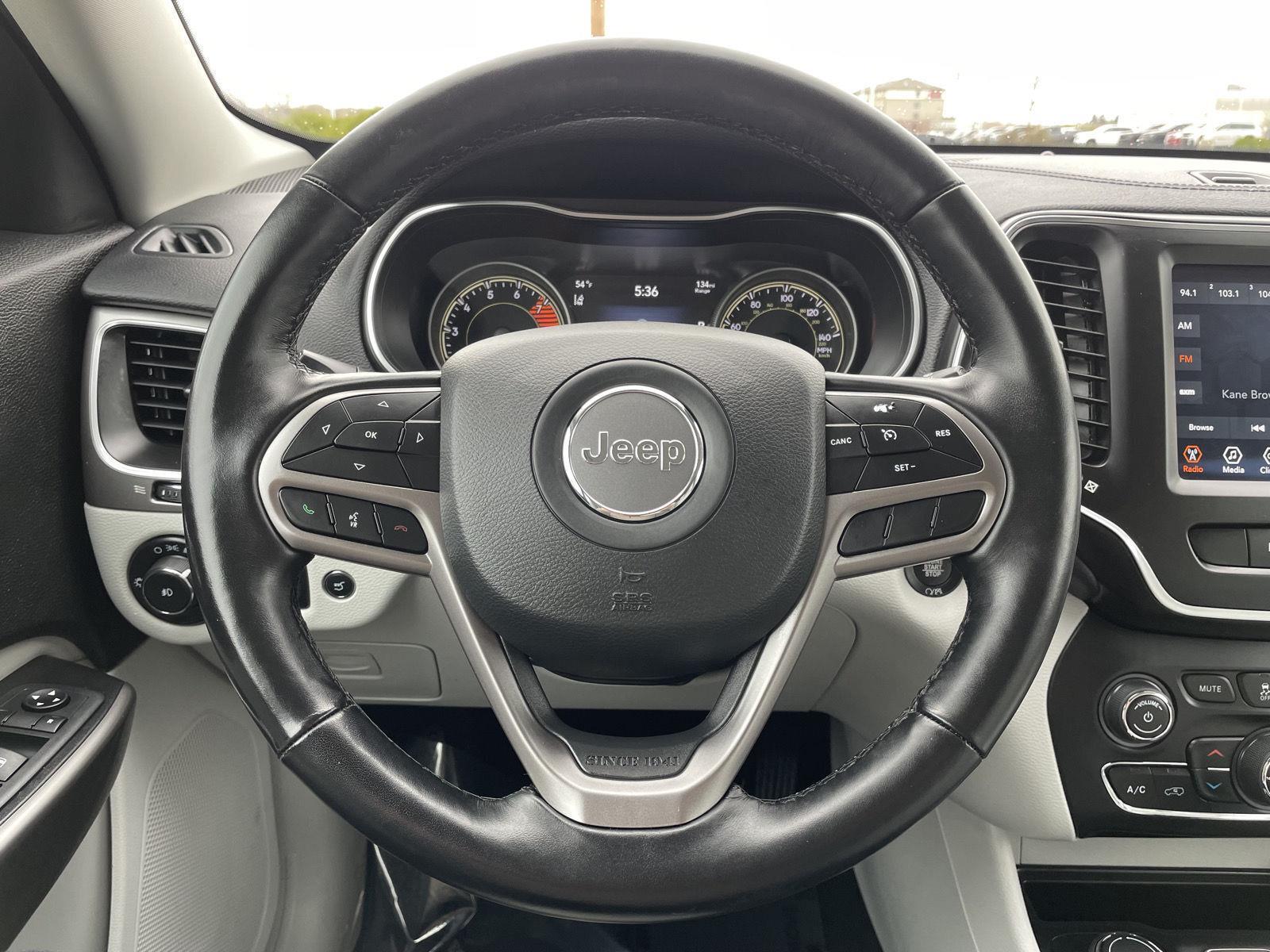 Used 2021 Jeep Cherokee Latitude Lux SUV for sale in Lincoln NE