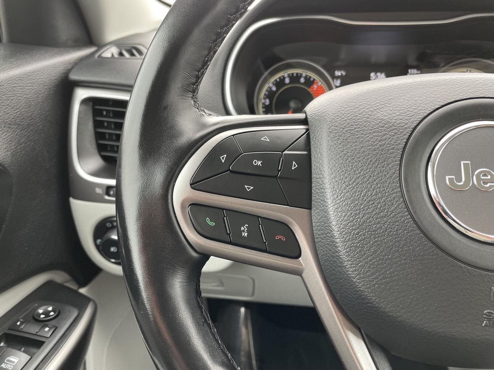 Used 2021 Jeep Cherokee Latitude Lux SUV for sale in Lincoln NE