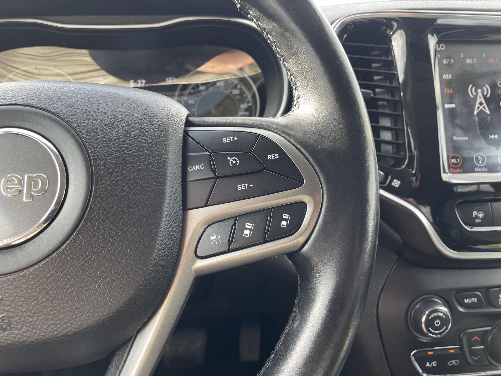 Used 2019 Jeep Cherokee Limited SUV for sale in Lincoln NE