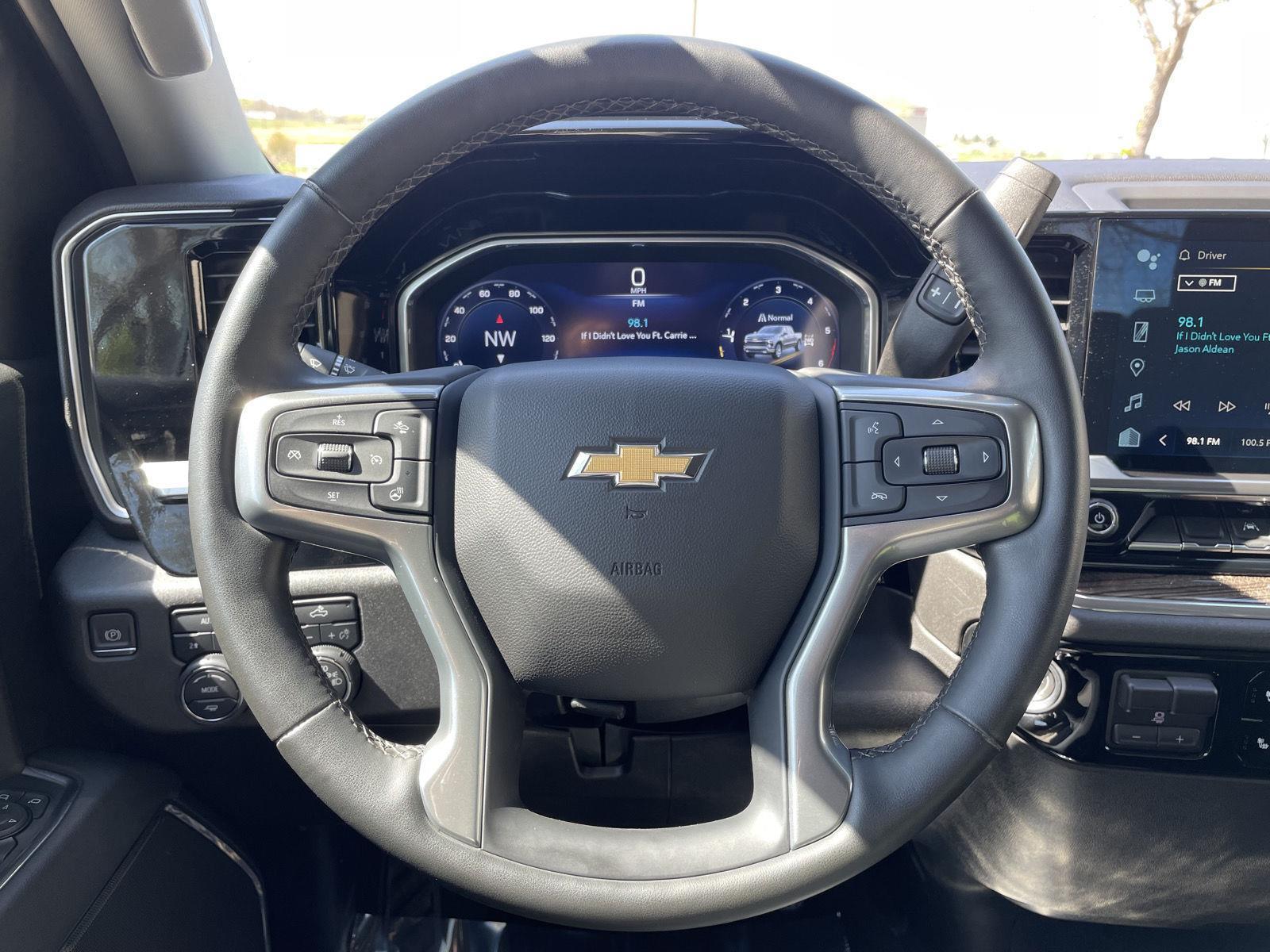 Used 2023 Chevrolet Silverado 1500 LT Crew Cab Truck for sale in Lincoln NE