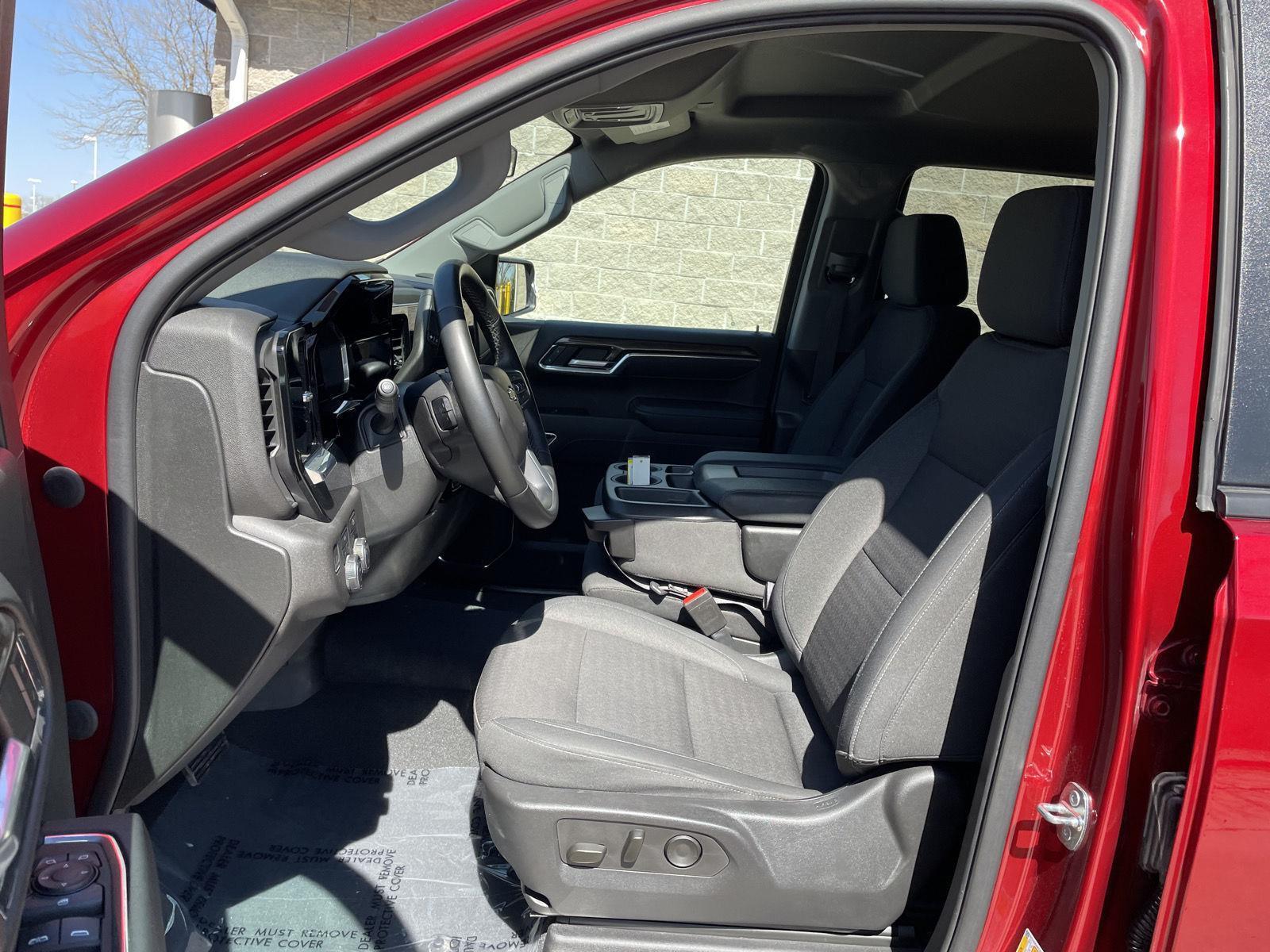 Used 2023 Chevrolet Silverado 1500 LT Crew Cab Truck for sale in Lincoln NE