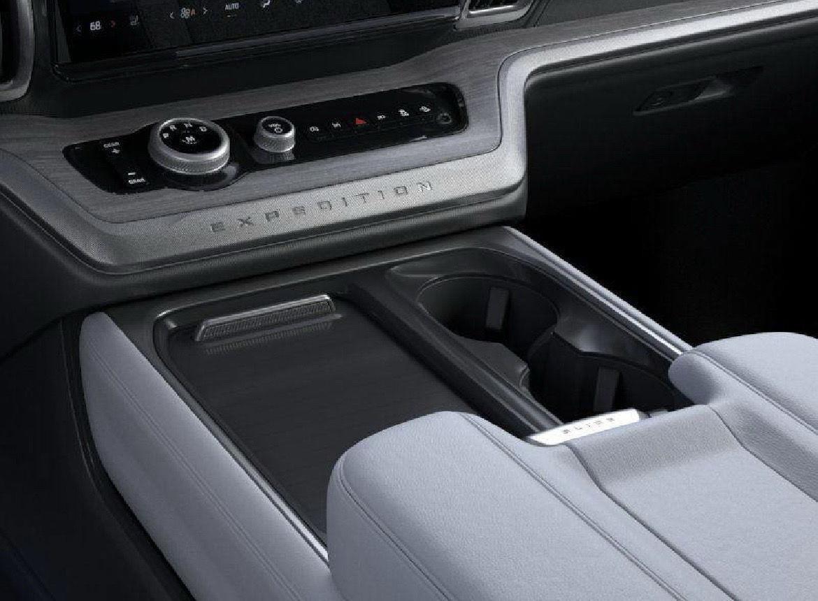 New 2025 Ford Expedition Max Platinum SUV for sale in Lincoln NE