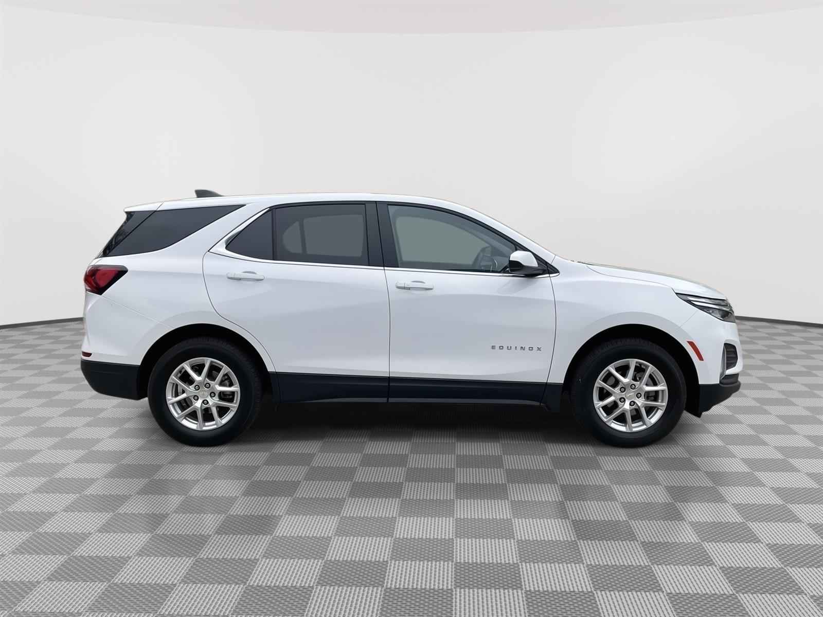 Used 2023 Chevrolet Equinox LT SUV for sale in Lincoln NE
