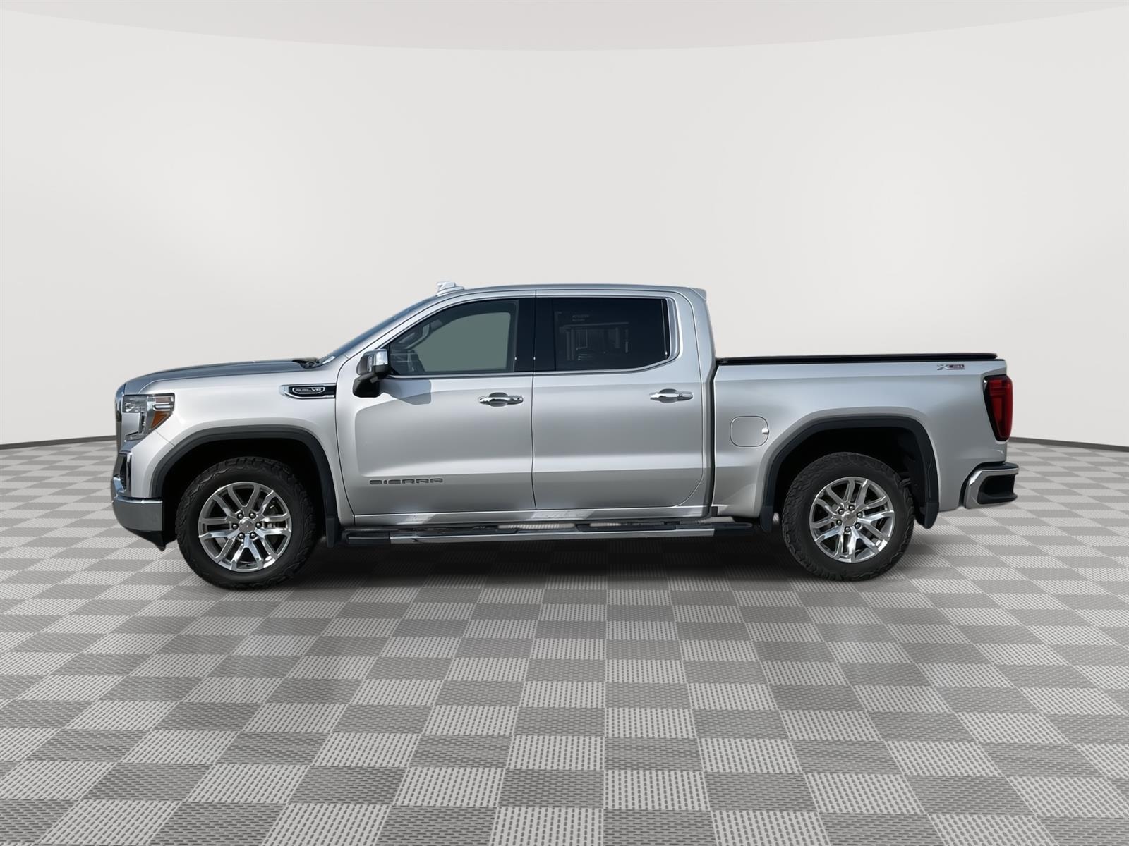 Used 2019 GMC Sierra 1500 SLT Crew Cab Truck for sale in Lincoln NE