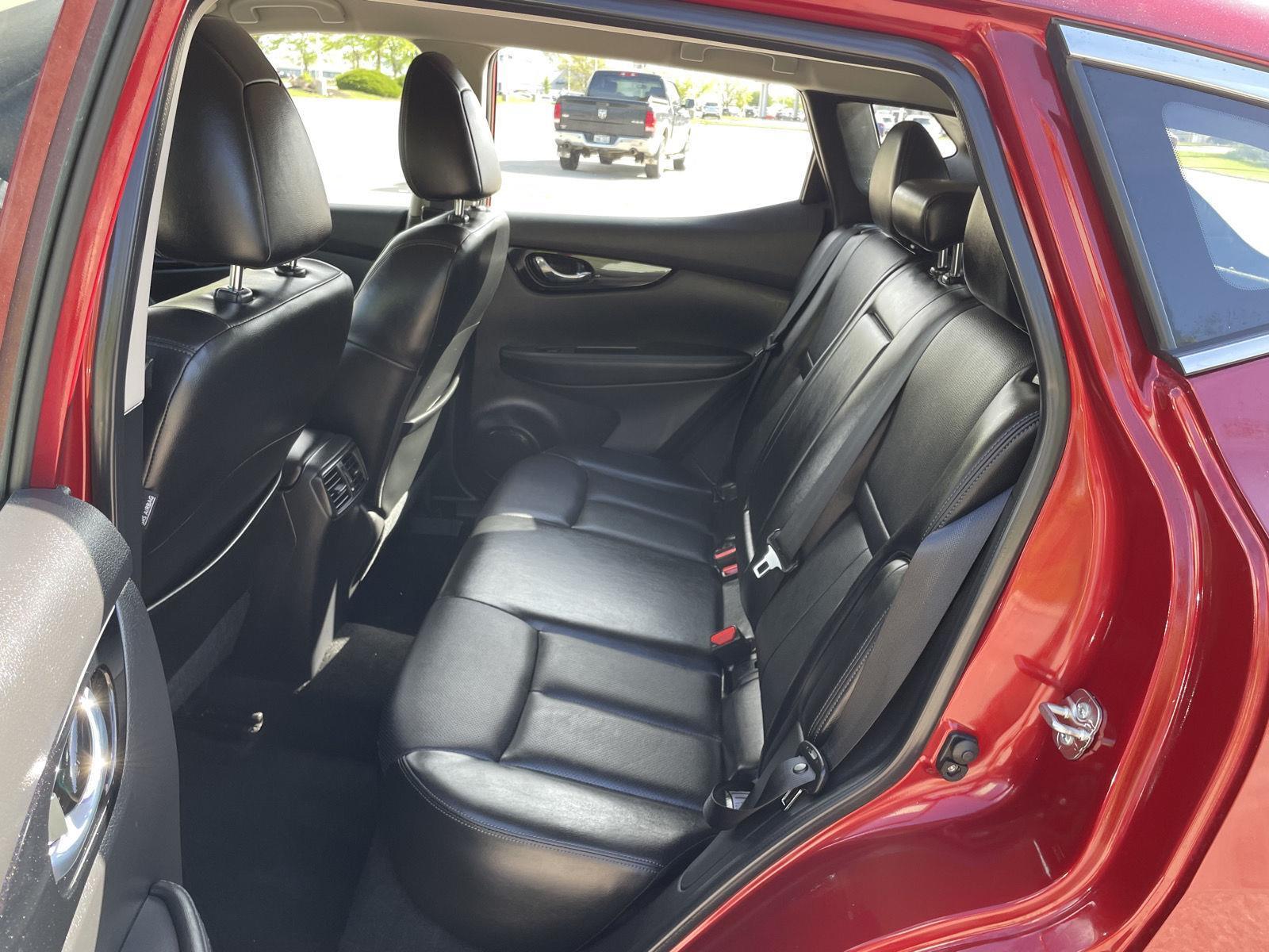 Used 2022 Nissan Rogue Sport SL SUV for sale in Lincoln NE