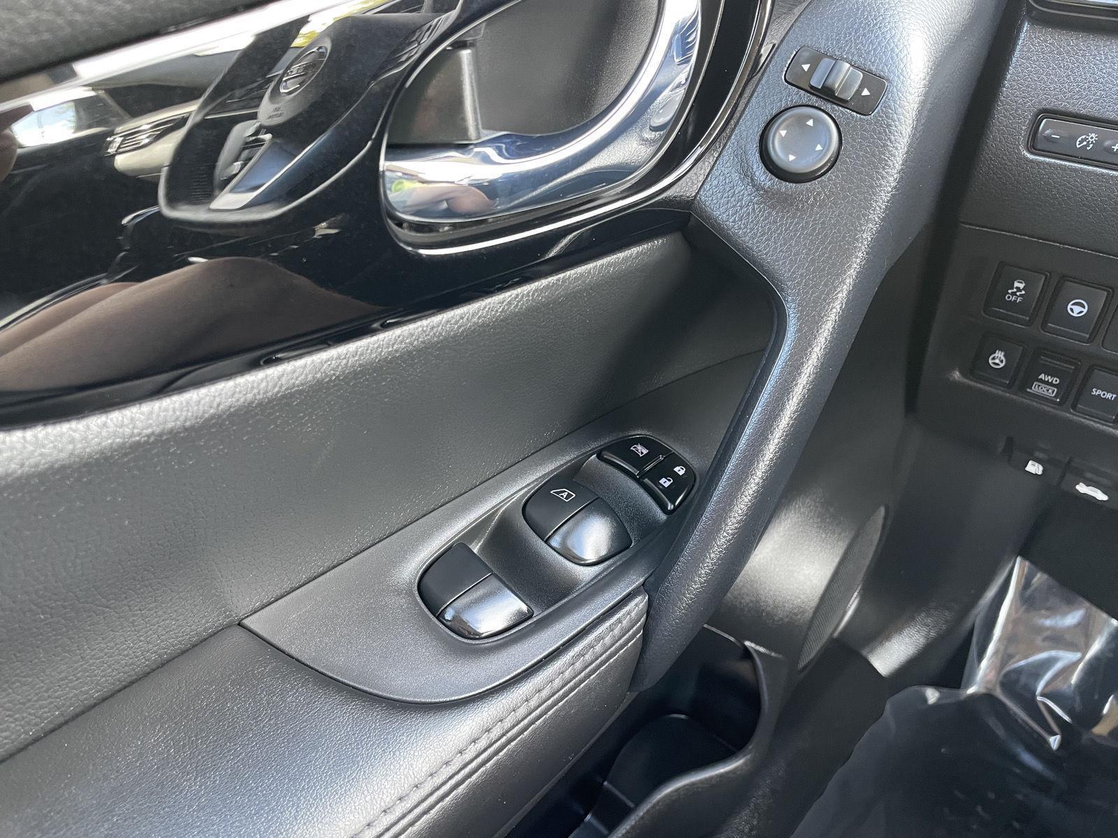 Used 2022 Nissan Rogue Sport SL SUV for sale in Lincoln NE