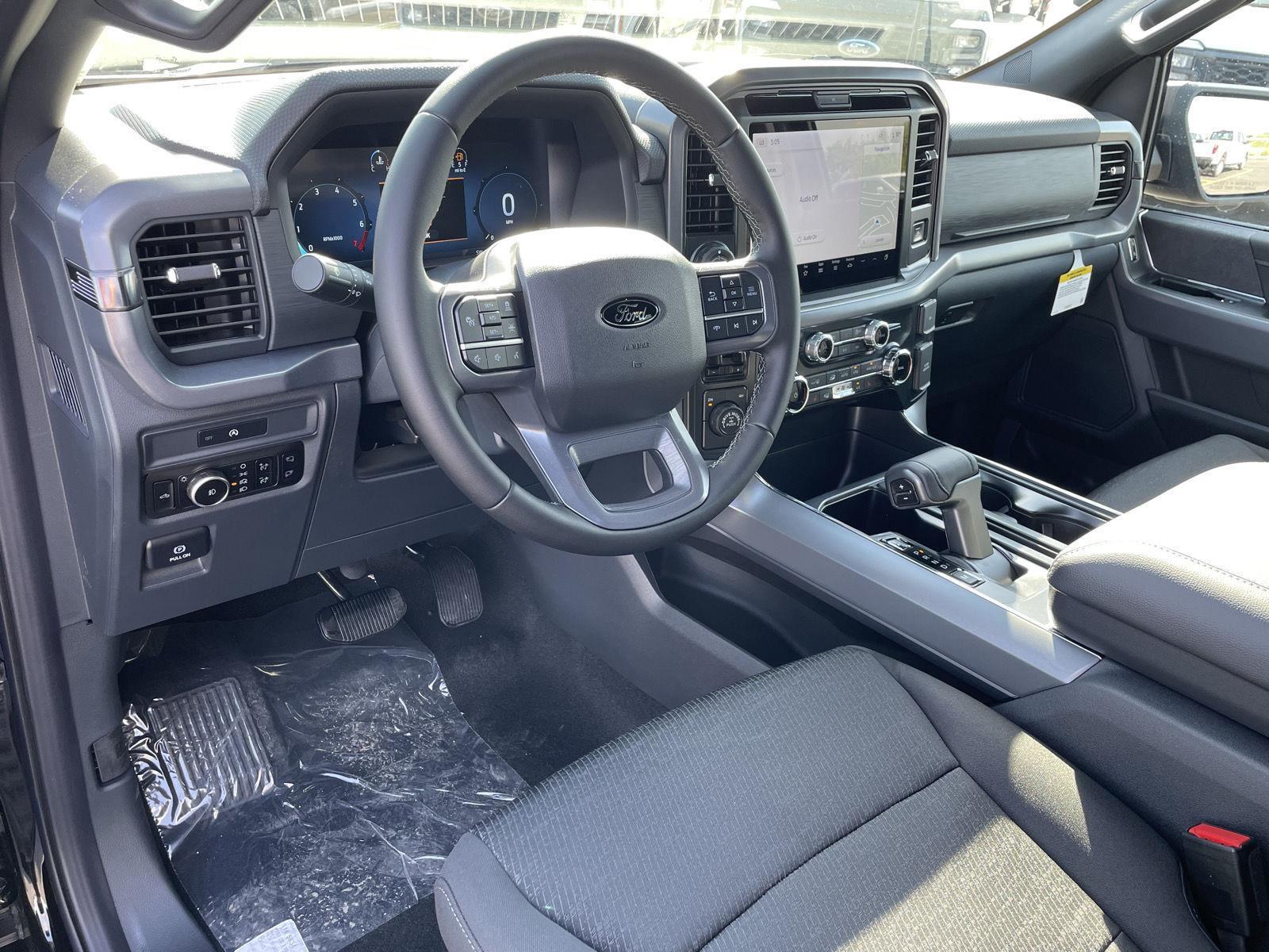 New 2025 Ford F-150 XLT Crew Cab Truck for sale in Lincoln NE