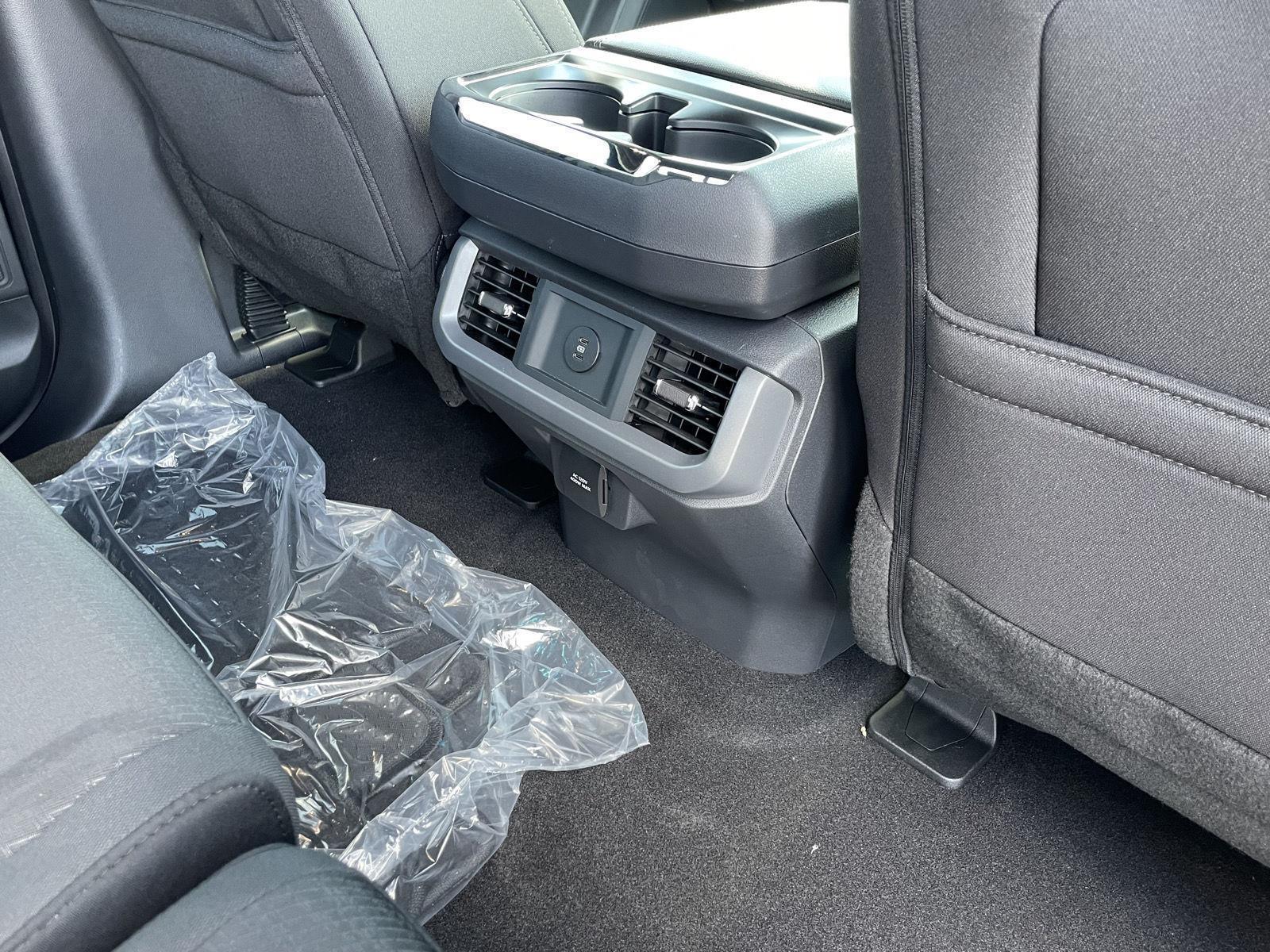 New 2025 Ford F-150 XLT Crew Cab Truck for sale in Lincoln NE