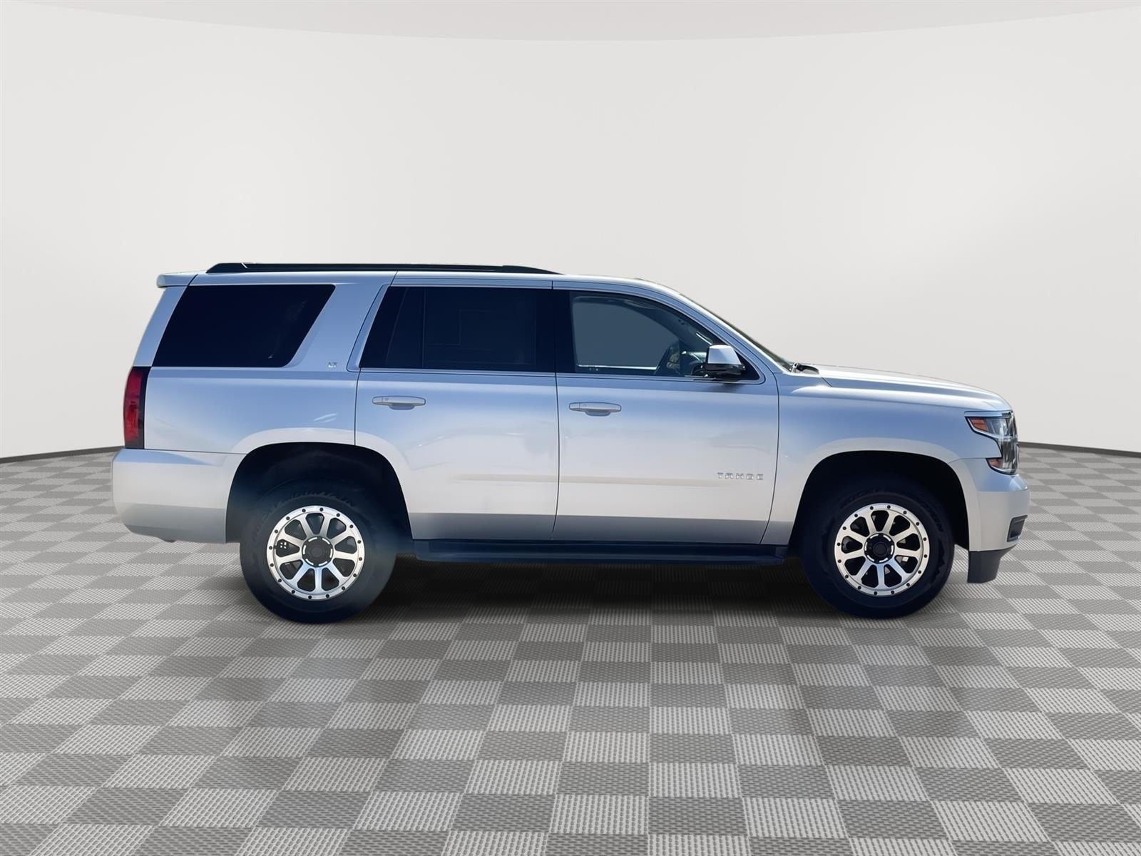 Used 2019 Chevrolet Tahoe LT SUV for sale in Lincoln NE