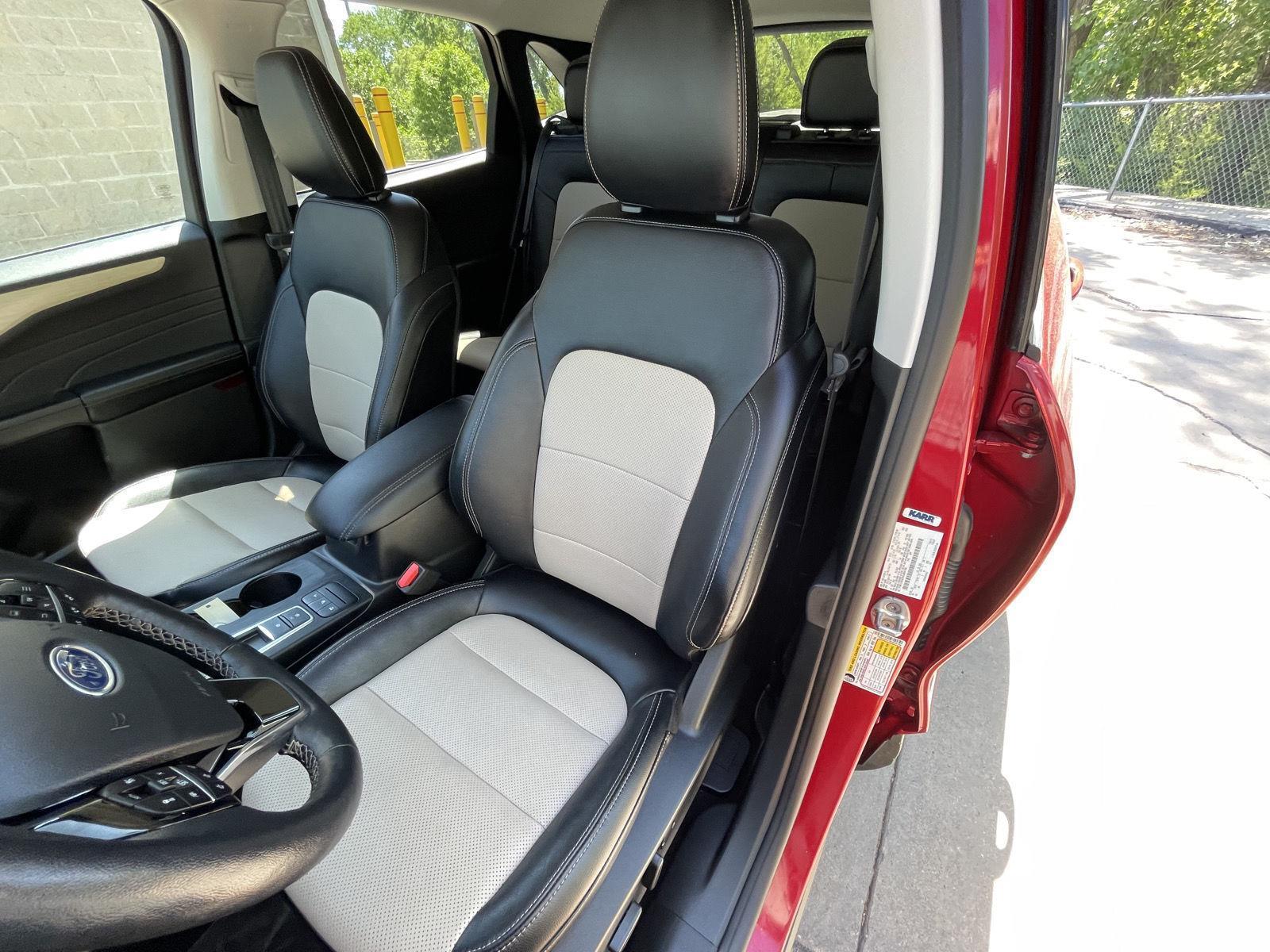 Used 2022 Ford Escape Titanium Hybrid SUV for sale in Lincoln NE