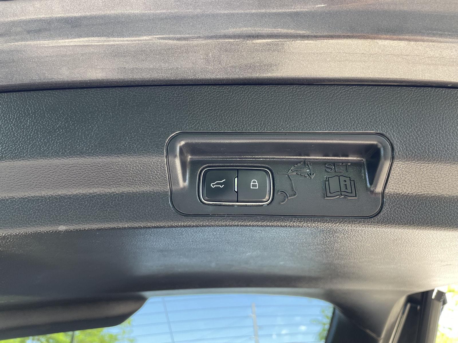 Used 2020 Ford Explorer XLT SUV for sale in Lincoln NE