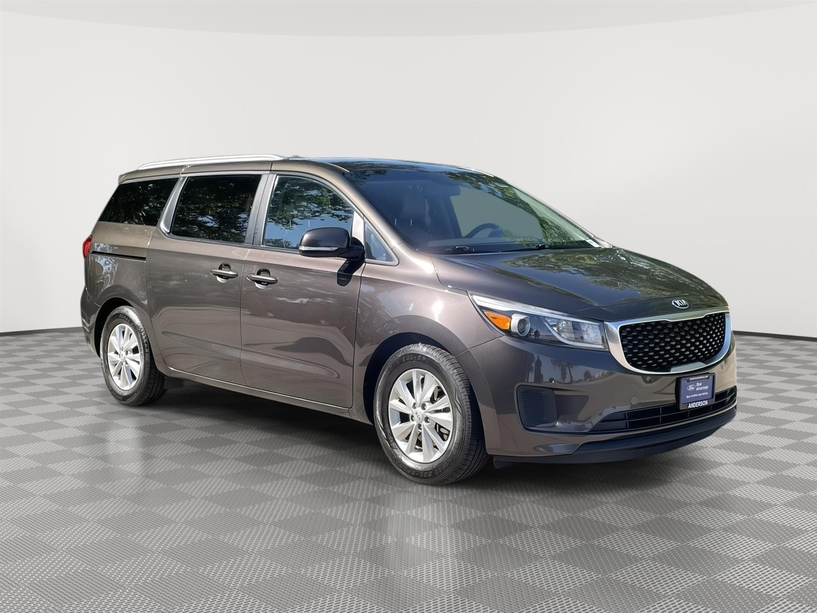 Used 2017 Kia Sedona LX Minivans for sale in Lincoln NE
