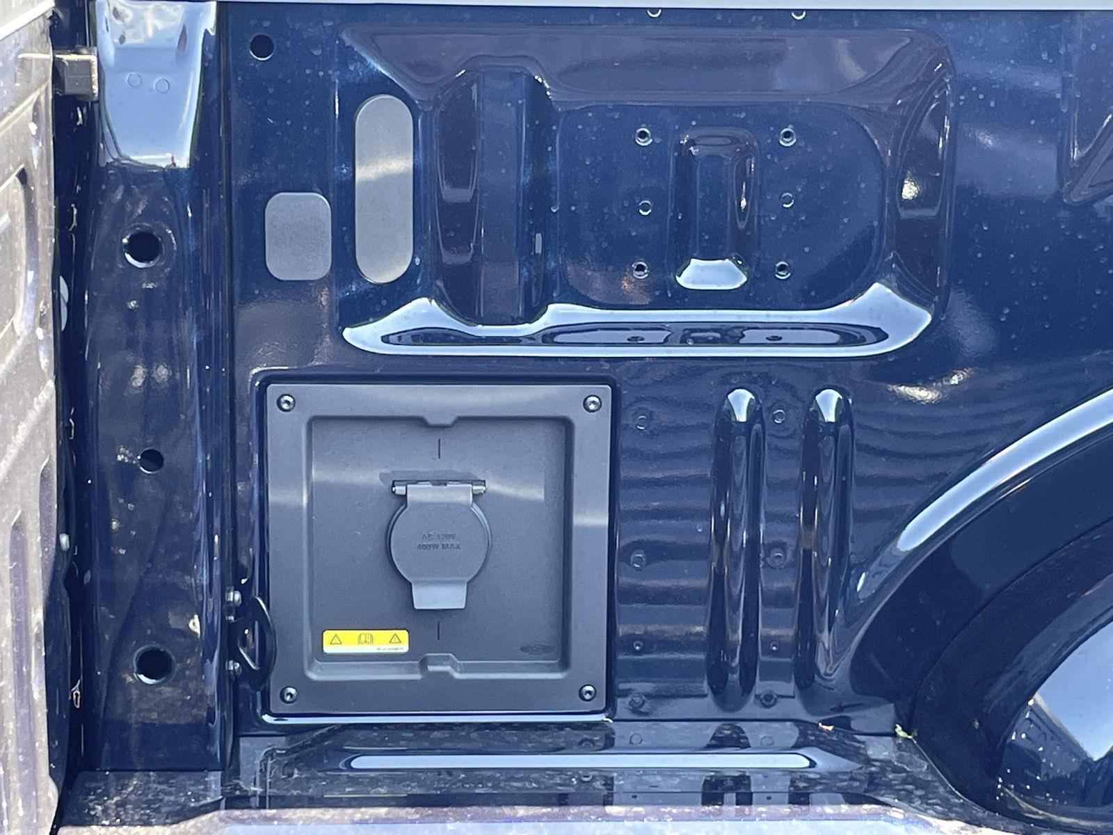 New 2025 Ford F-150 XLT Crew Cab Truck for sale in Lincoln NE