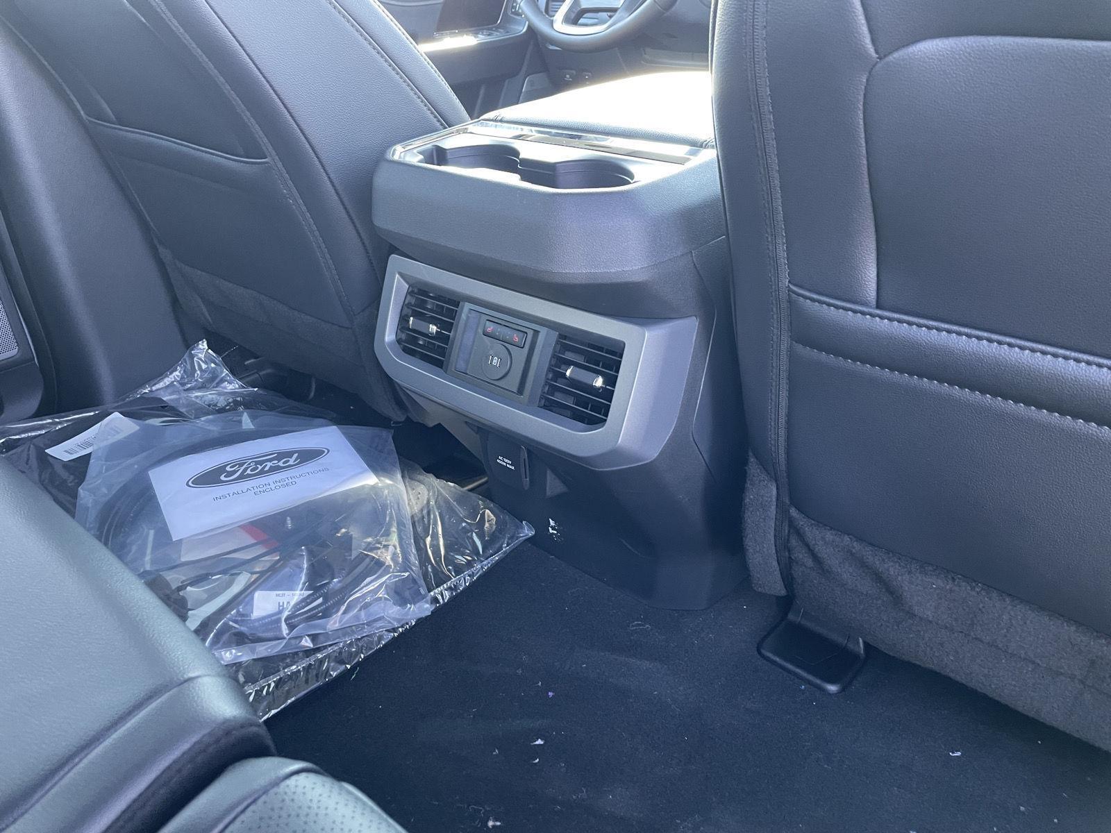 2025 Ford F-250 Lariat photo 10