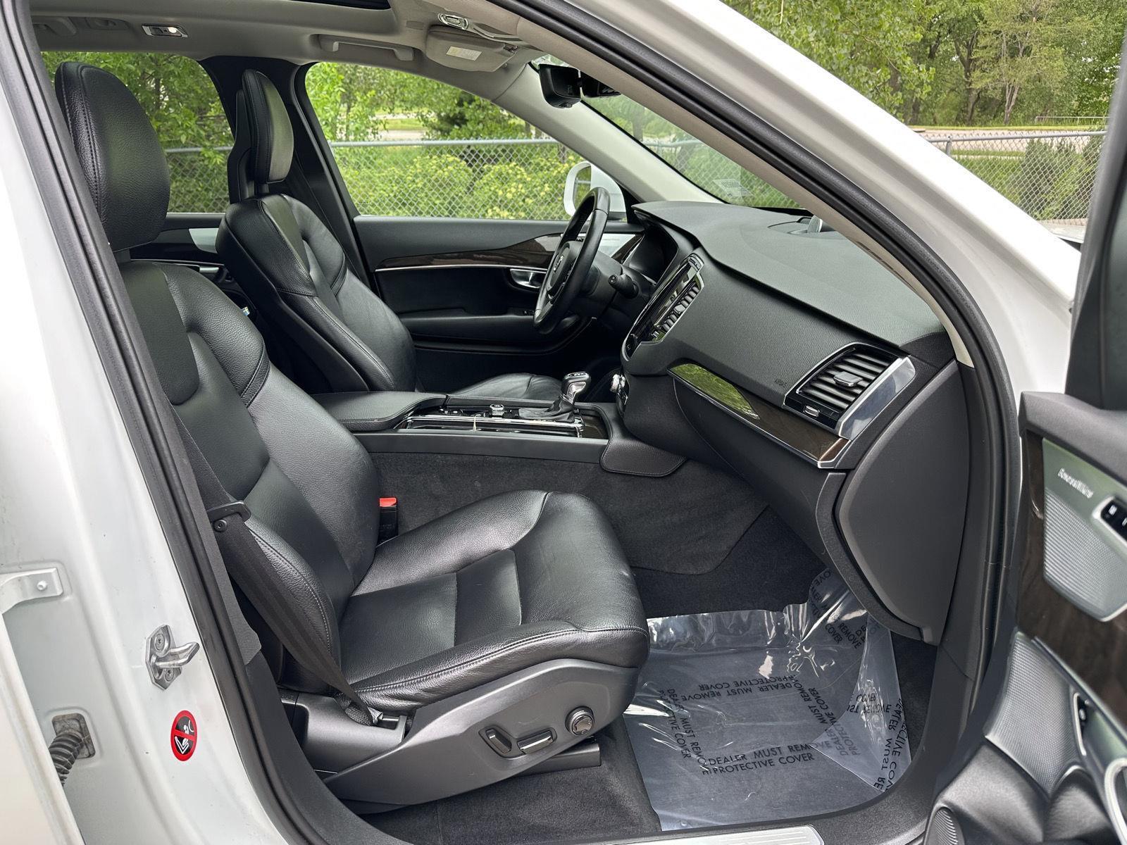 Used 2018 Volvo XC90 Momentum SUV for sale in Lincoln NE