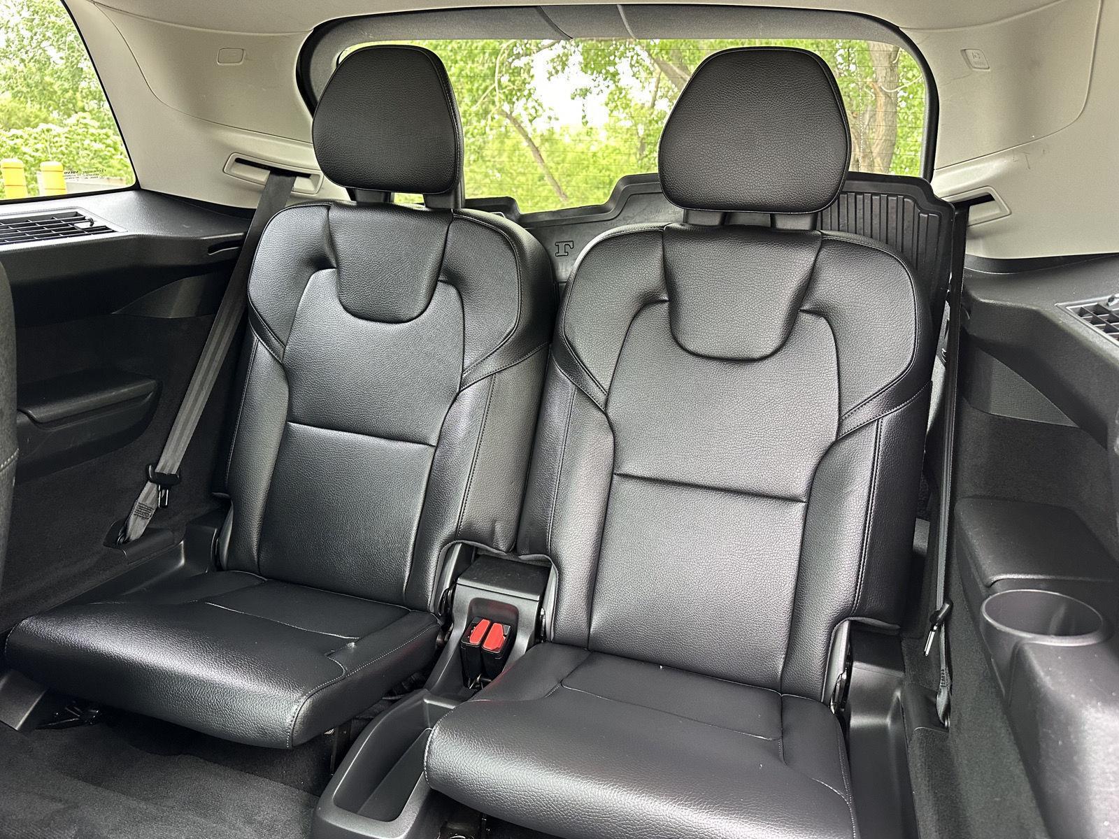 Used 2018 Volvo XC90 Momentum SUV for sale in Lincoln NE