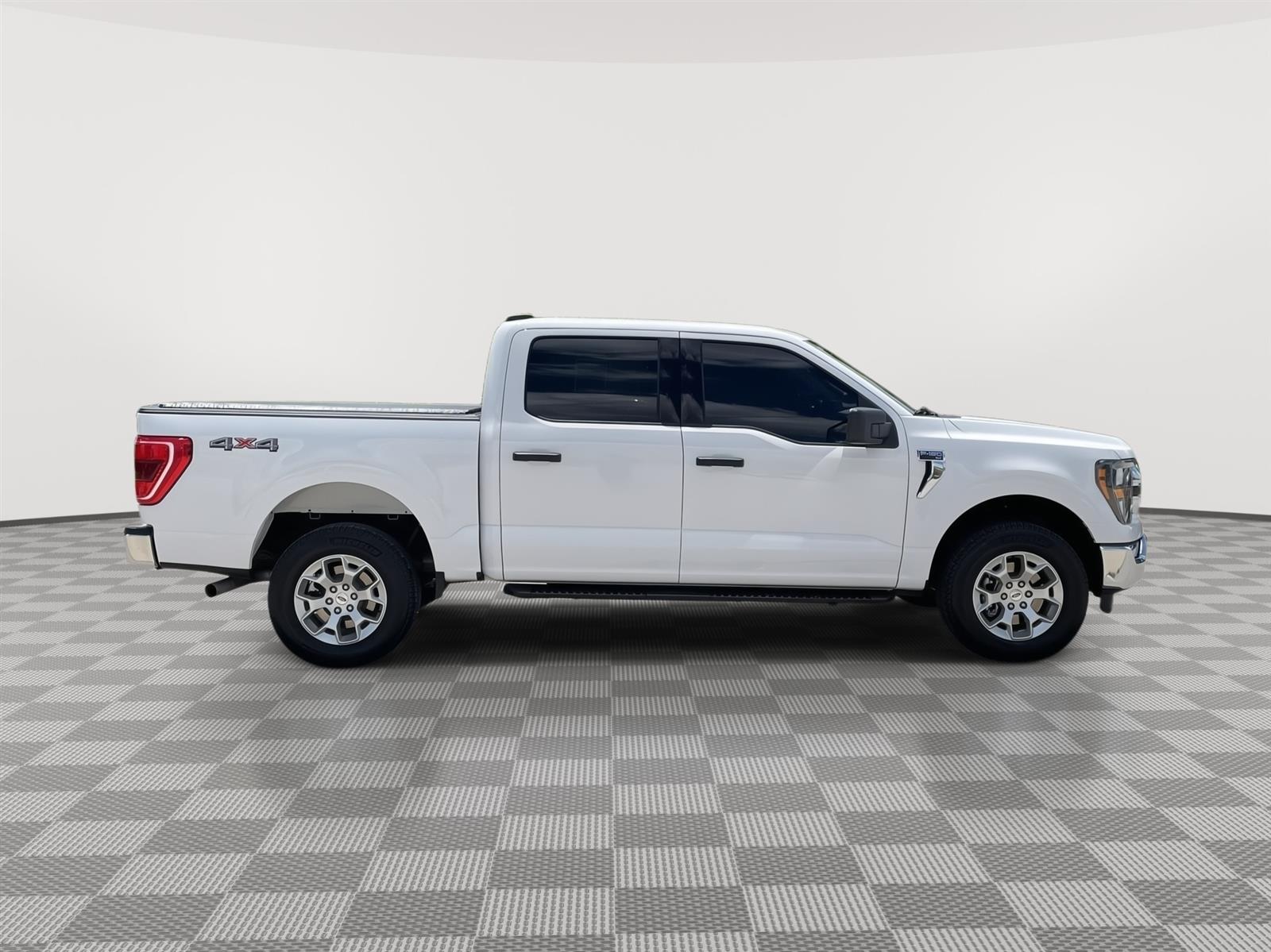 Used 2023 Ford F-150 XLT Crew Cab Truck for sale in Lincoln NE
