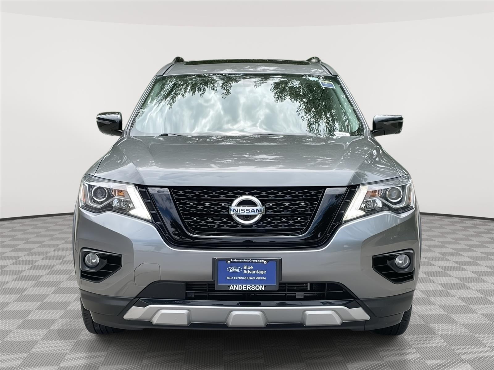Used 2020 Nissan Pathfinder SL SUV for sale in Lincoln NE