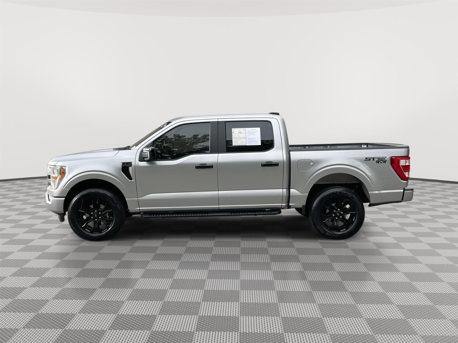 Used 2022 Ford F-150 XL Crew Cab Truck for sale in Lincoln NE