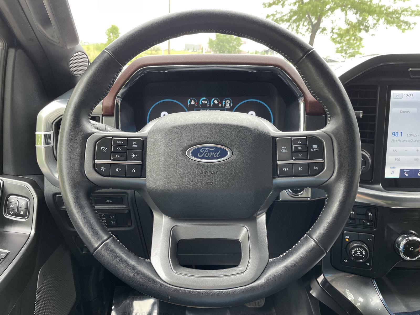 Used 2022 Ford F-150 Lariat Crew Cab Truck for sale in Lincoln NE