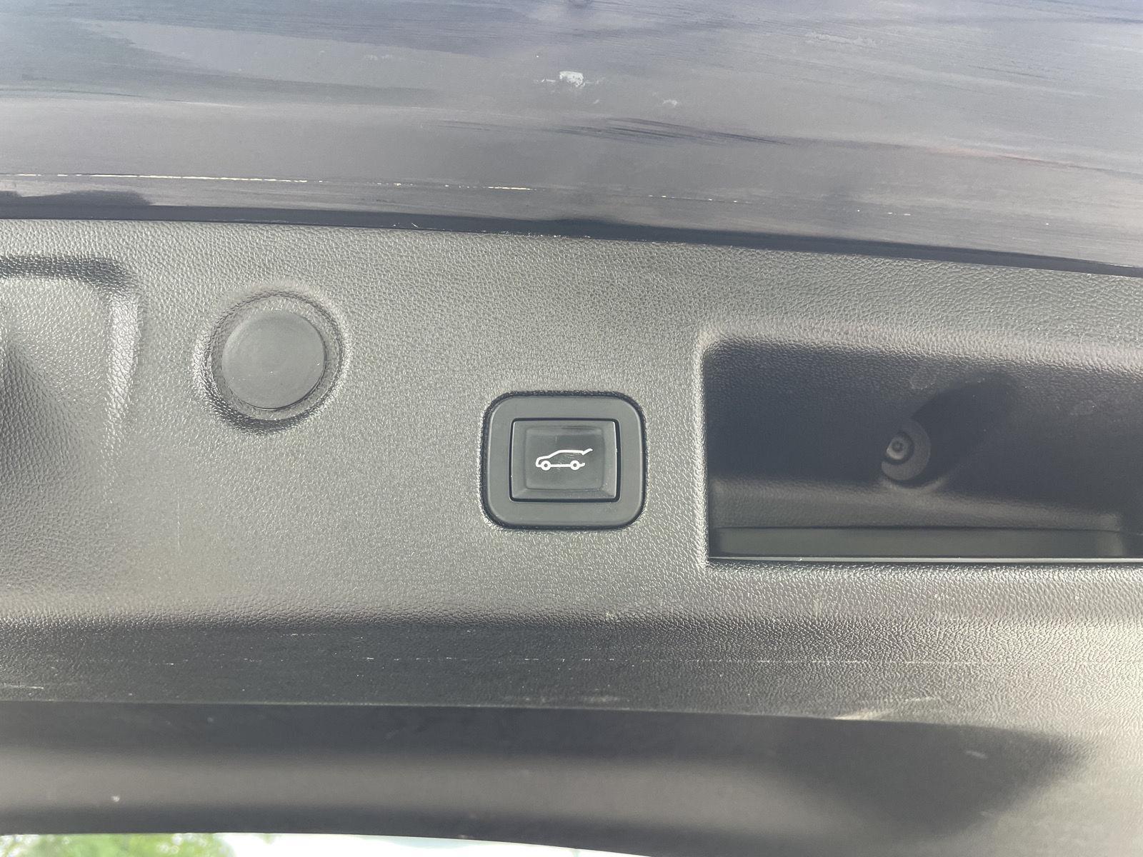 Used 2018 Chevrolet Equinox Premier SUV for sale in Lincoln NE