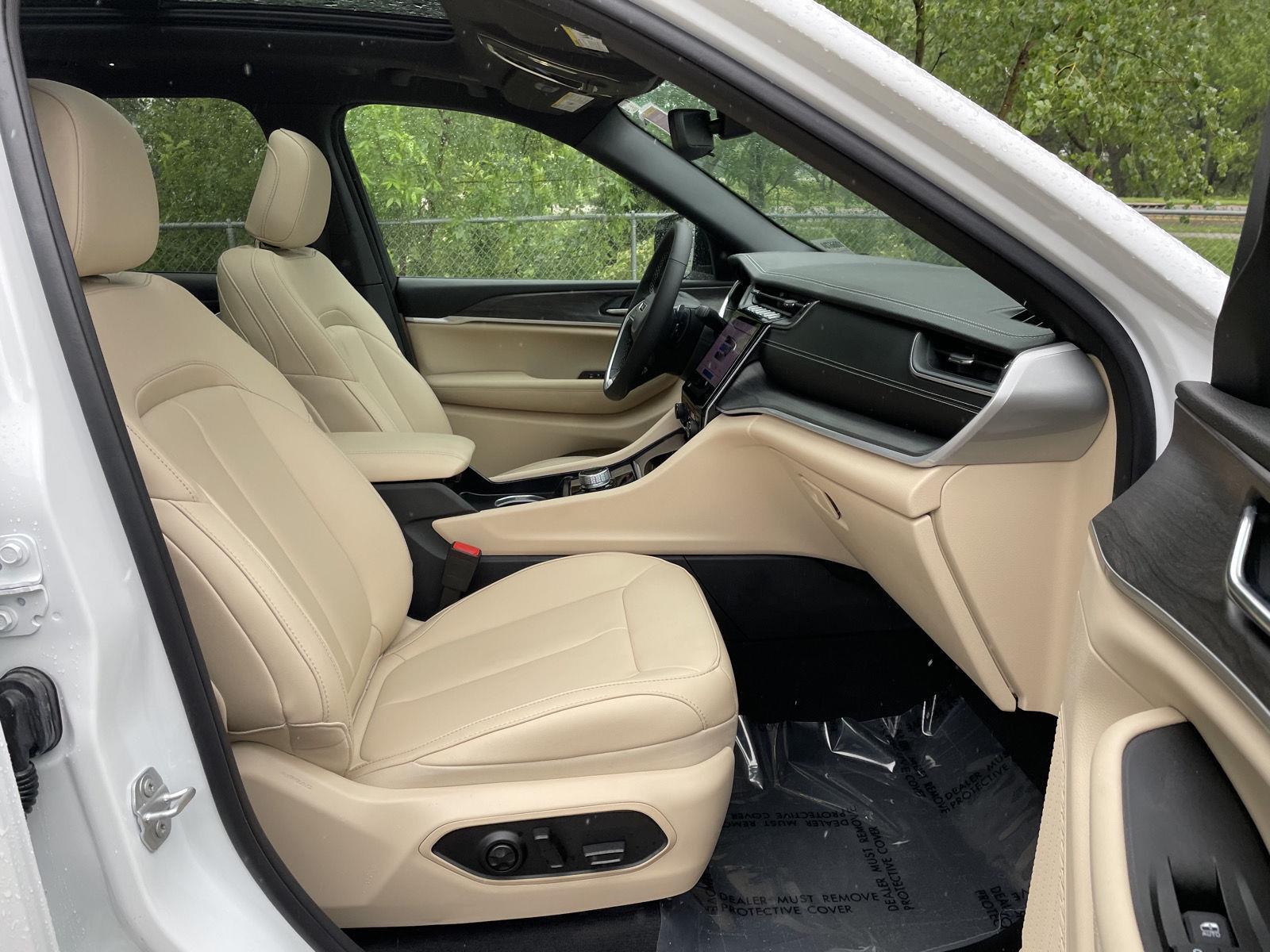 Used 2024 Jeep Grand Cherokee Limited SUV for sale in Lincoln NE