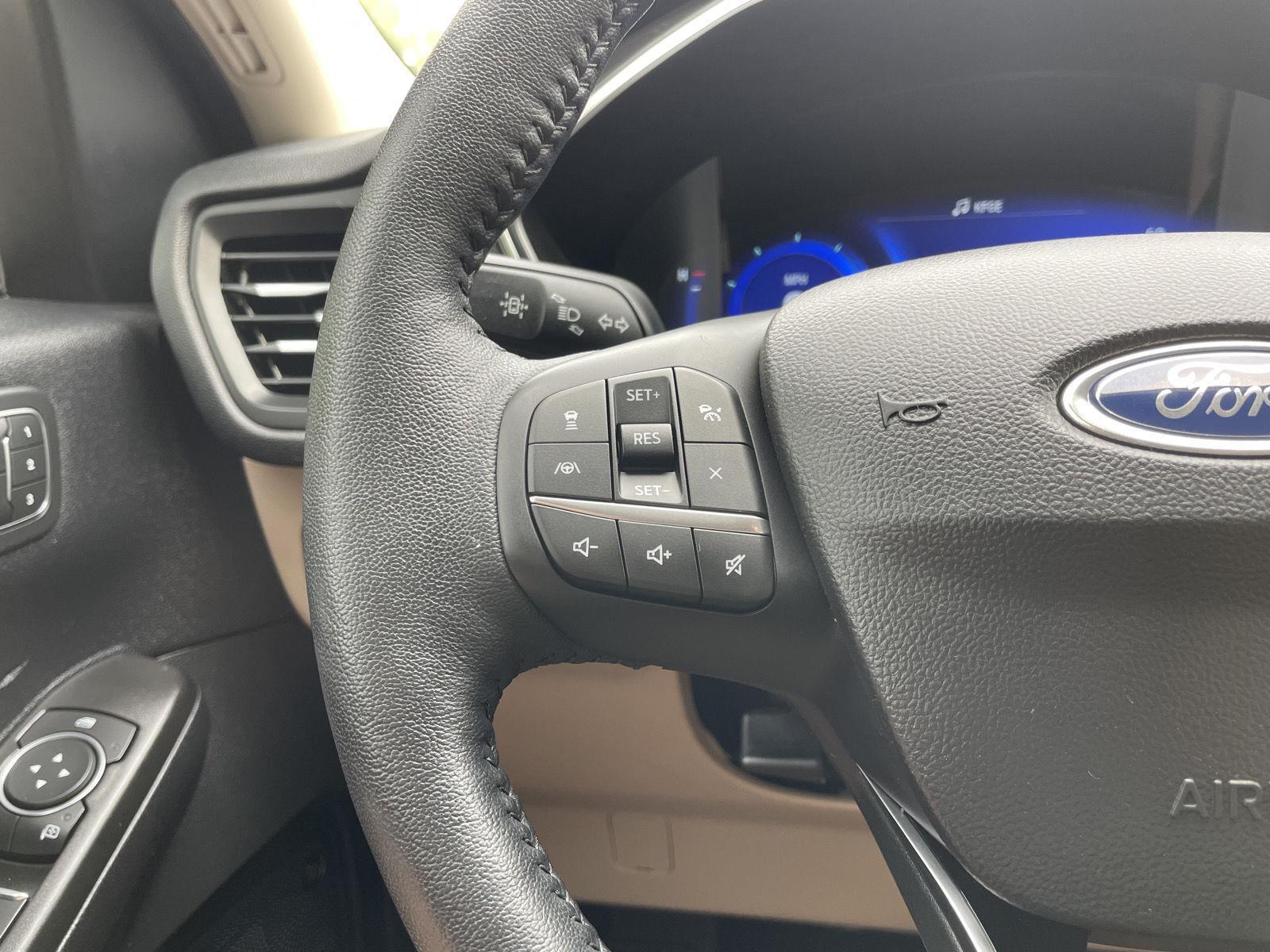 Used 2020 Ford Escape Hybrid Titanium SUV for sale in Lincoln NE