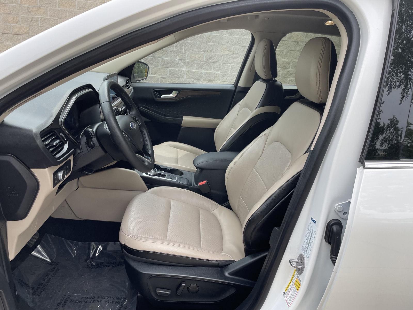 Used 2020 Ford Escape Hybrid Titanium SUV for sale in Lincoln NE