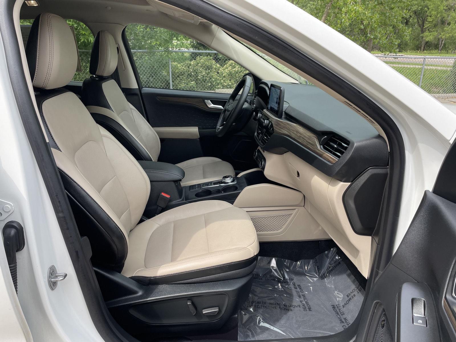 Used 2020 Ford Escape Hybrid Titanium SUV for sale in Lincoln NE