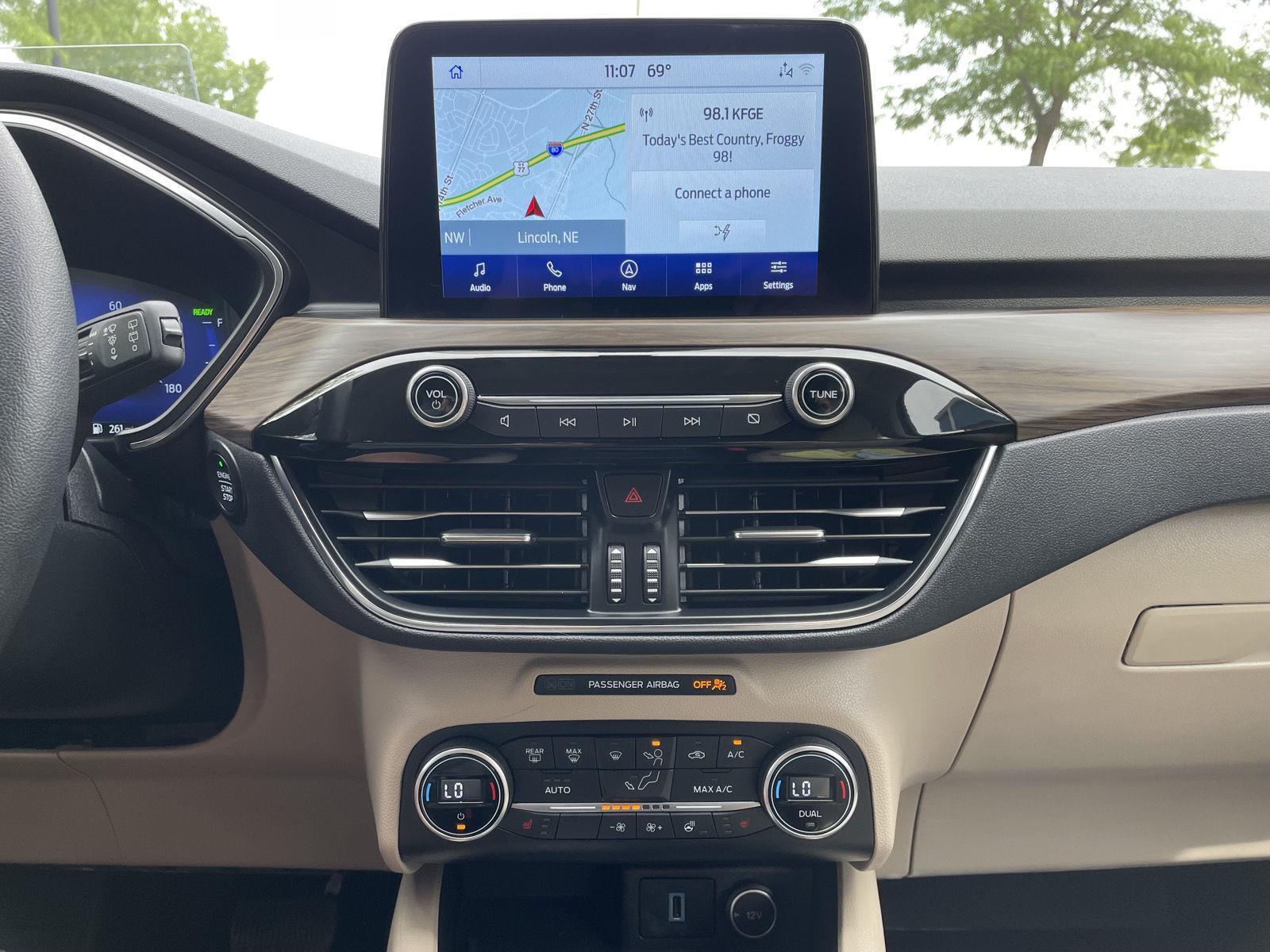 Used 2020 Ford Escape Hybrid Titanium SUV for sale in Lincoln NE