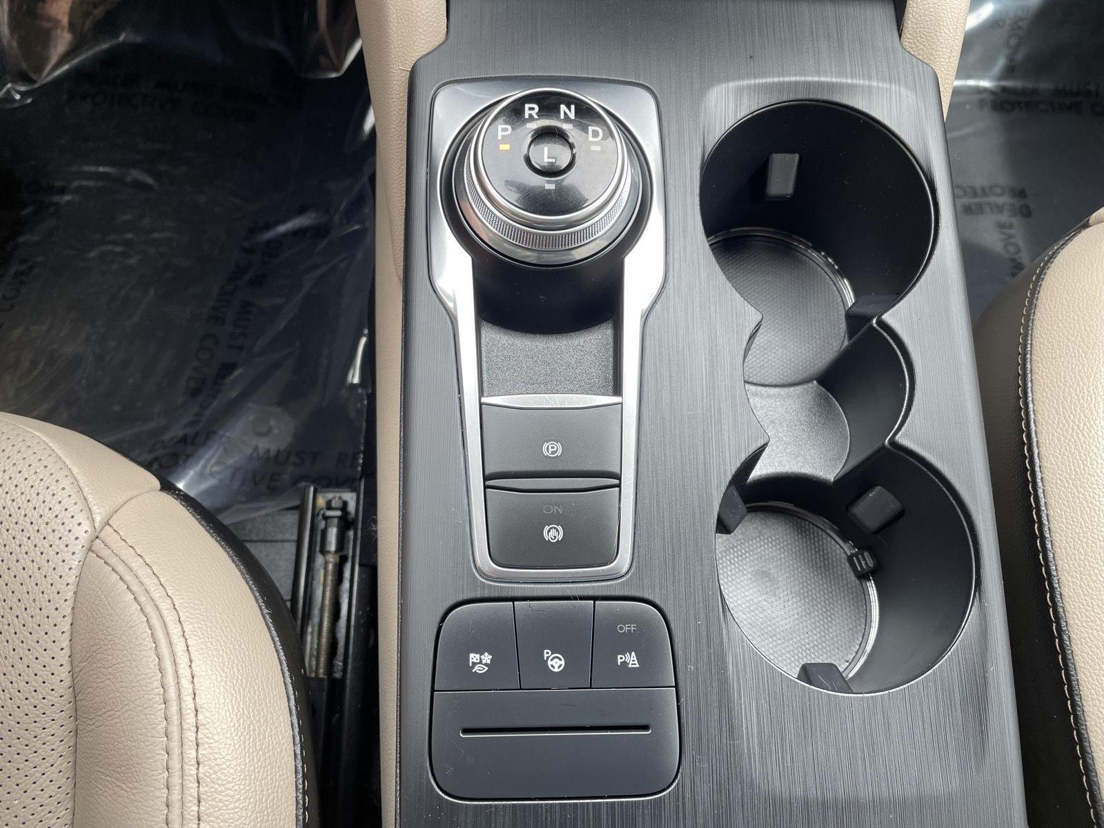 Used 2020 Ford Escape Hybrid Titanium SUV for sale in Lincoln NE