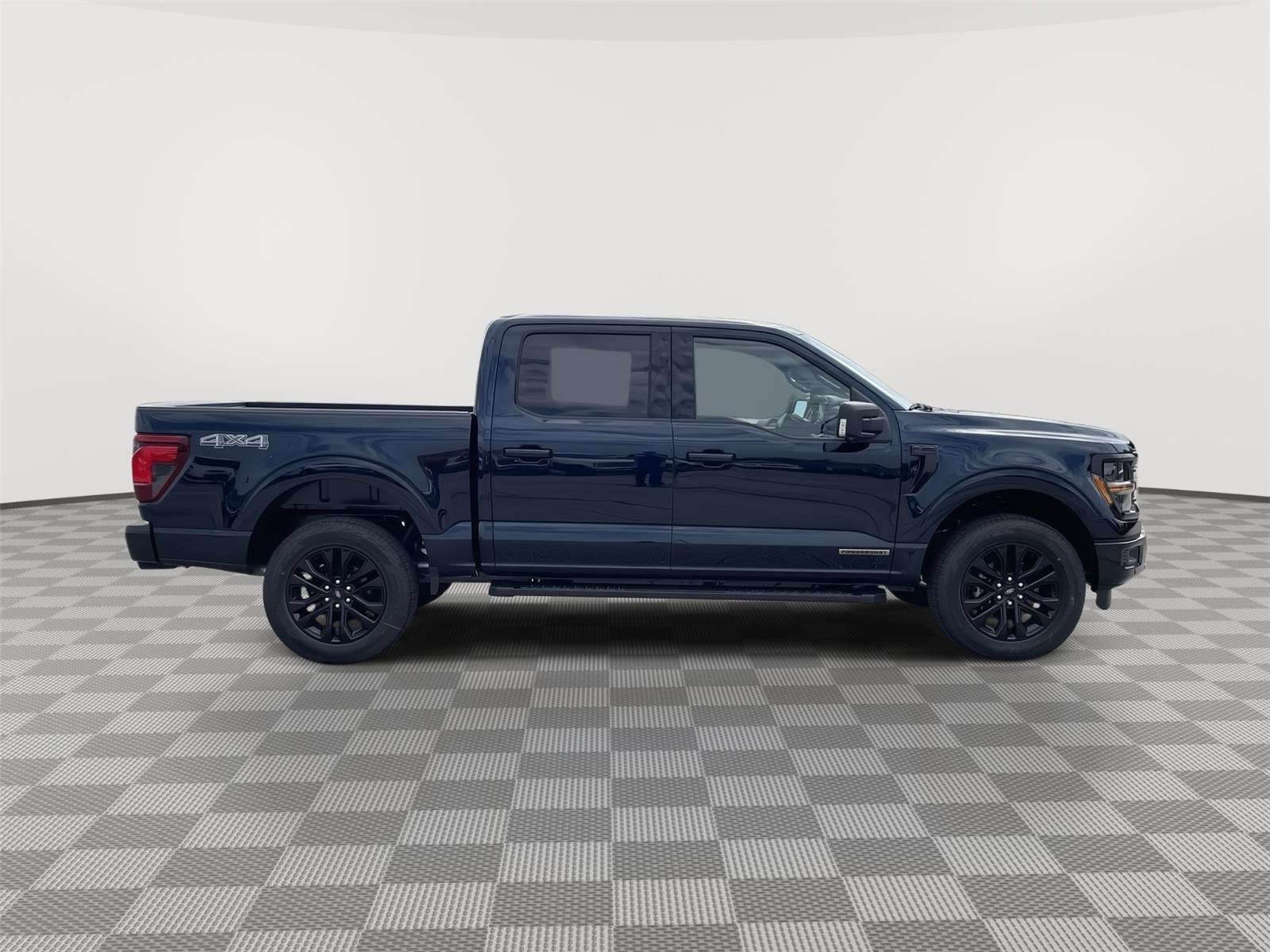 2025 Ford F-150 XLT photo 14