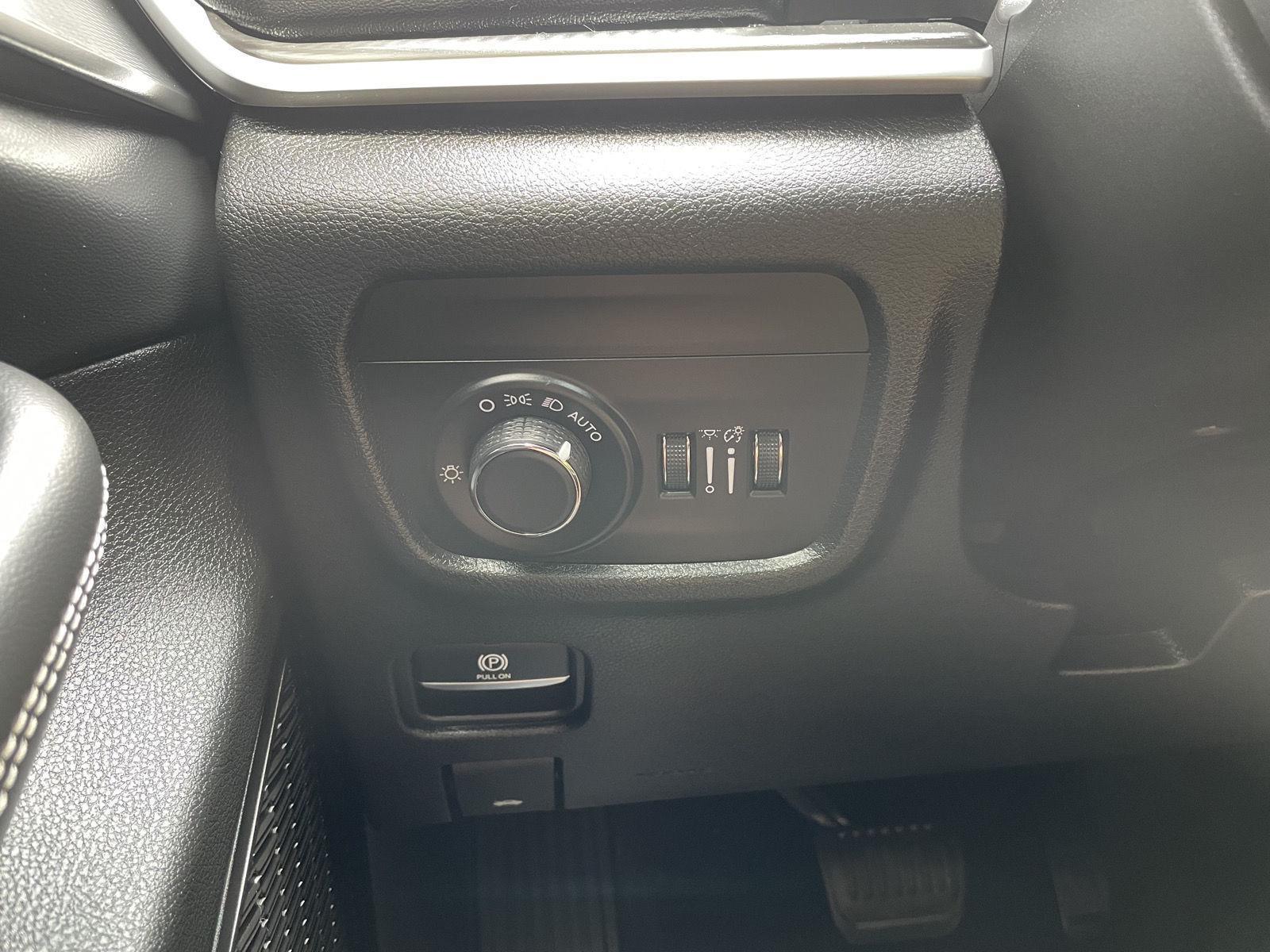 Used 2023 Jeep Grand Cherokee L Altitude X SUV for sale in Lincoln NE